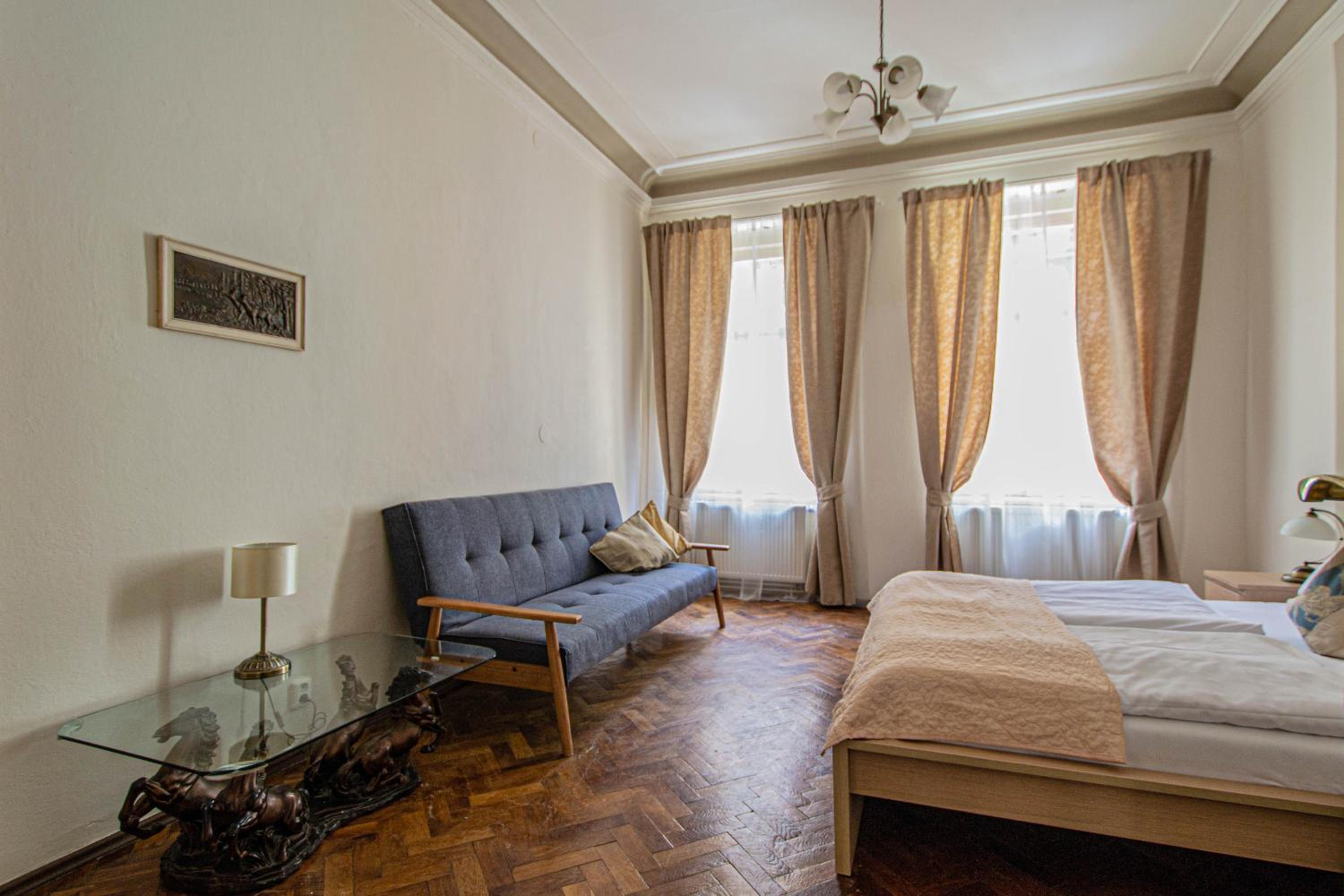 For celebrations spacious 3BDR apartment with balcony