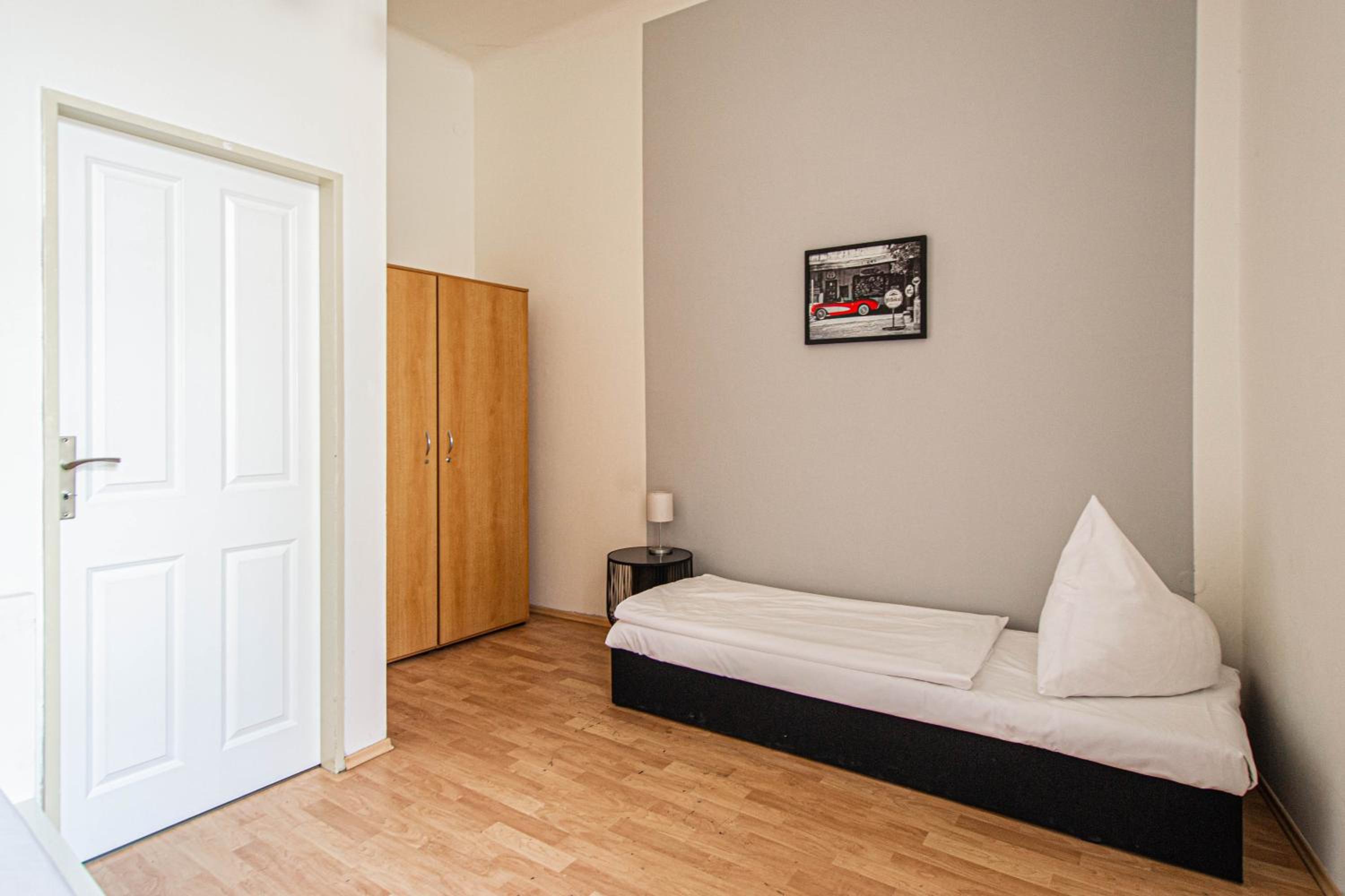 For celebrations spacious 3BDR apartment with balcony