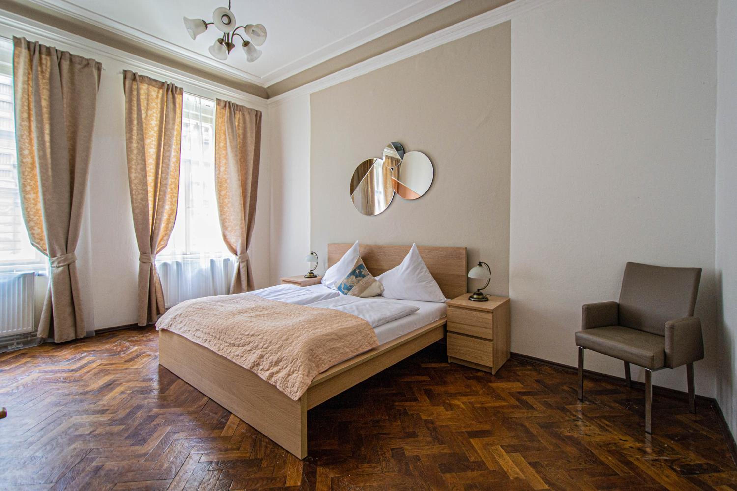For celebrations spacious 3BDR apartment with balcony