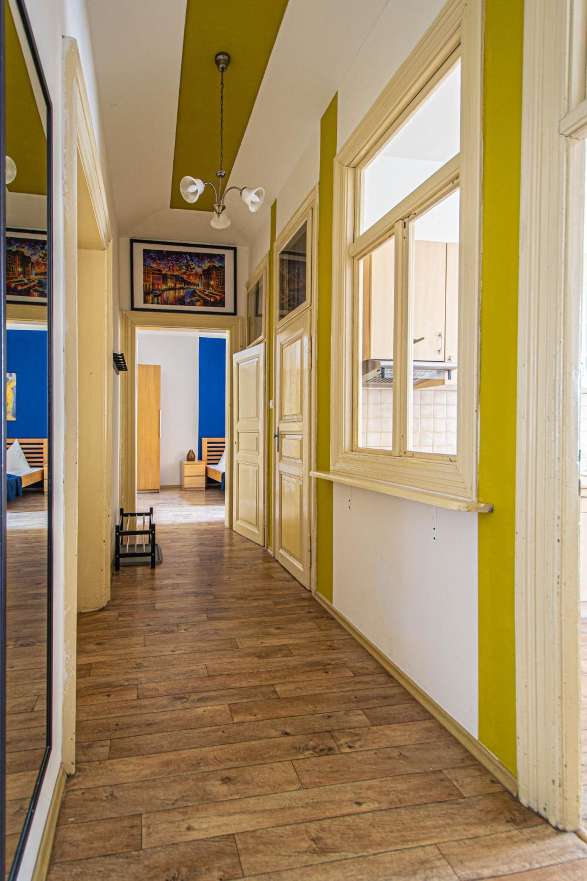 For celebrations spacious 3BDR apartment with balcony
