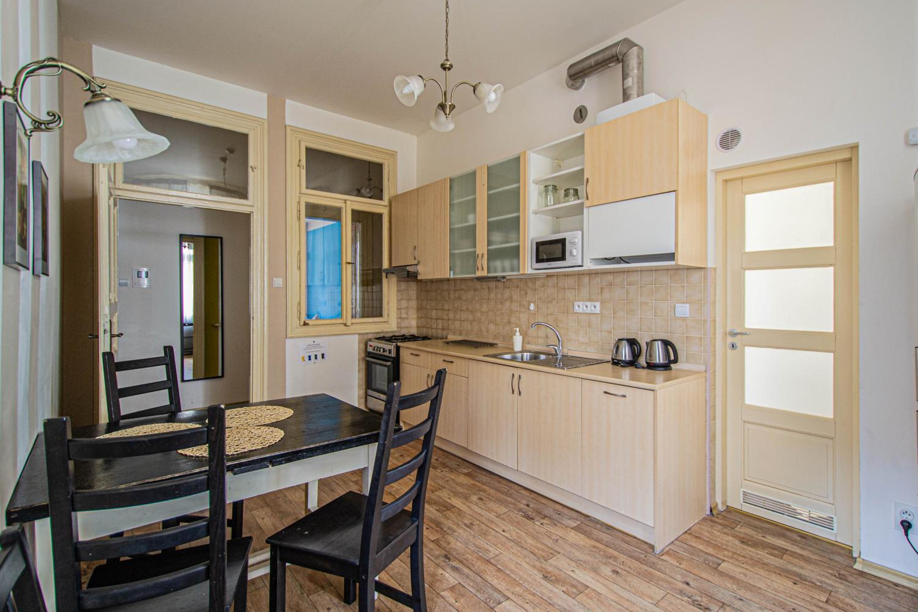 For celebrations spacious 3BDR apartment with balcony