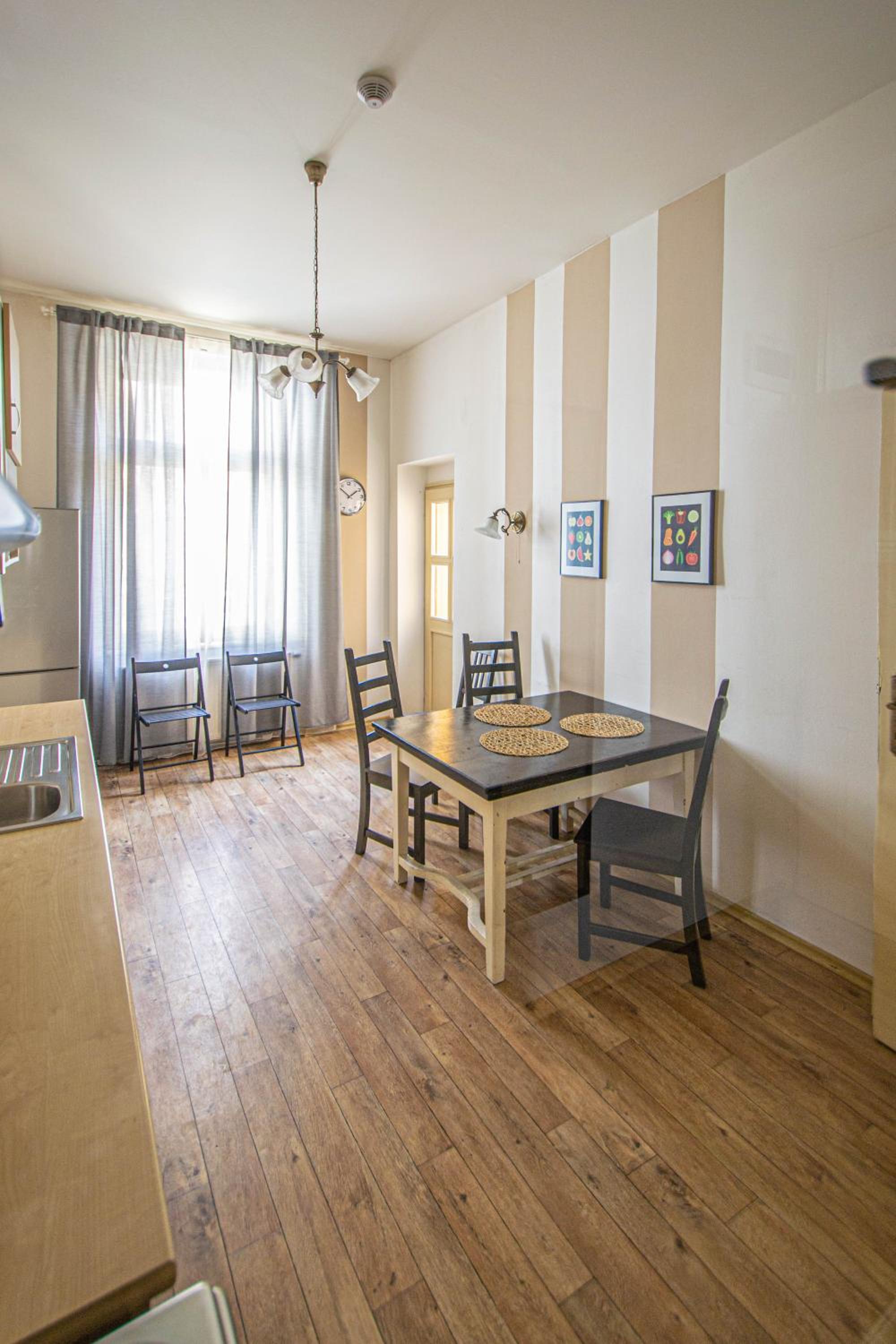 For celebrations spacious 3BDR apartment with balcony
