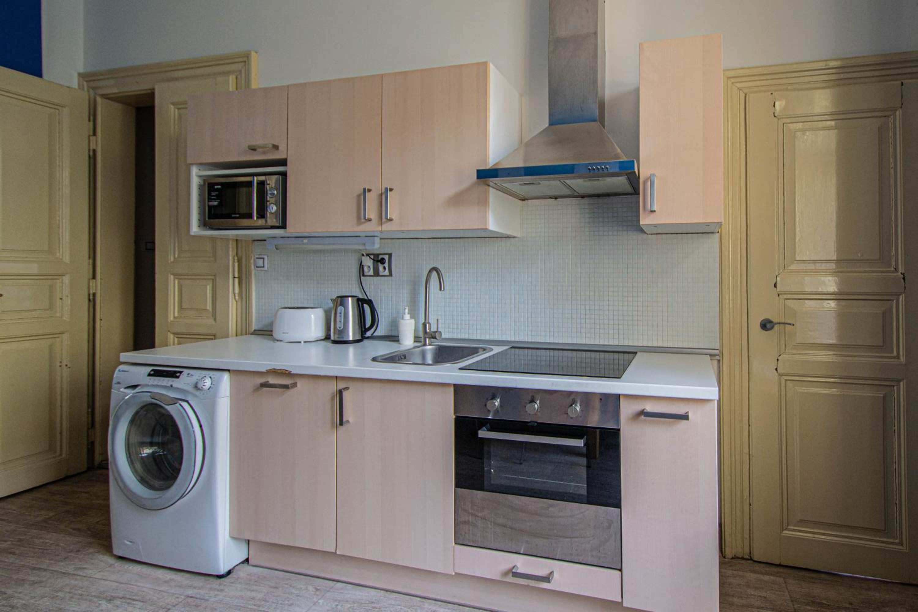 For celebrations spacious 3BDR apartment with balcony