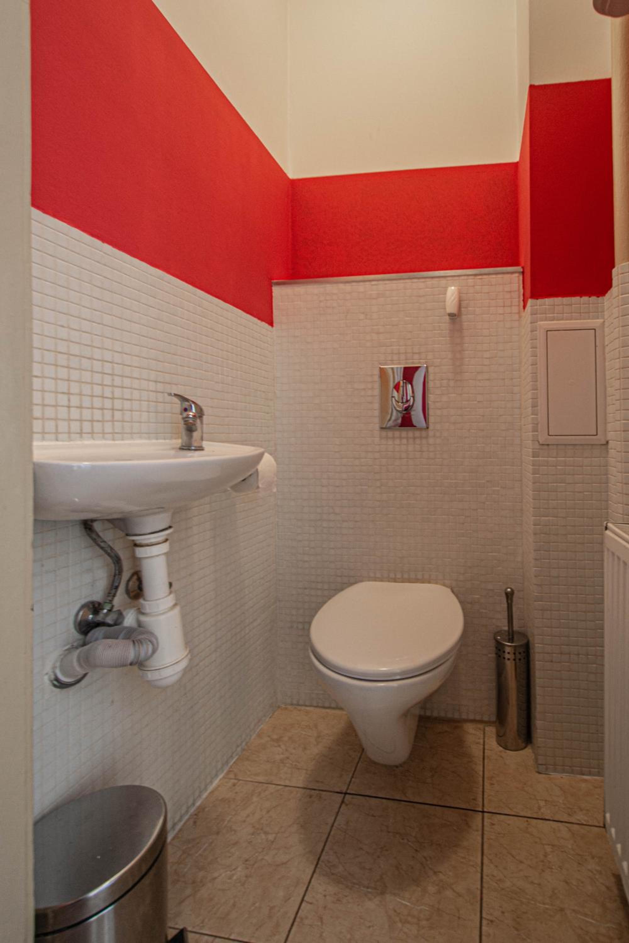 For celebrations spacious 3BDR apartment with balcony