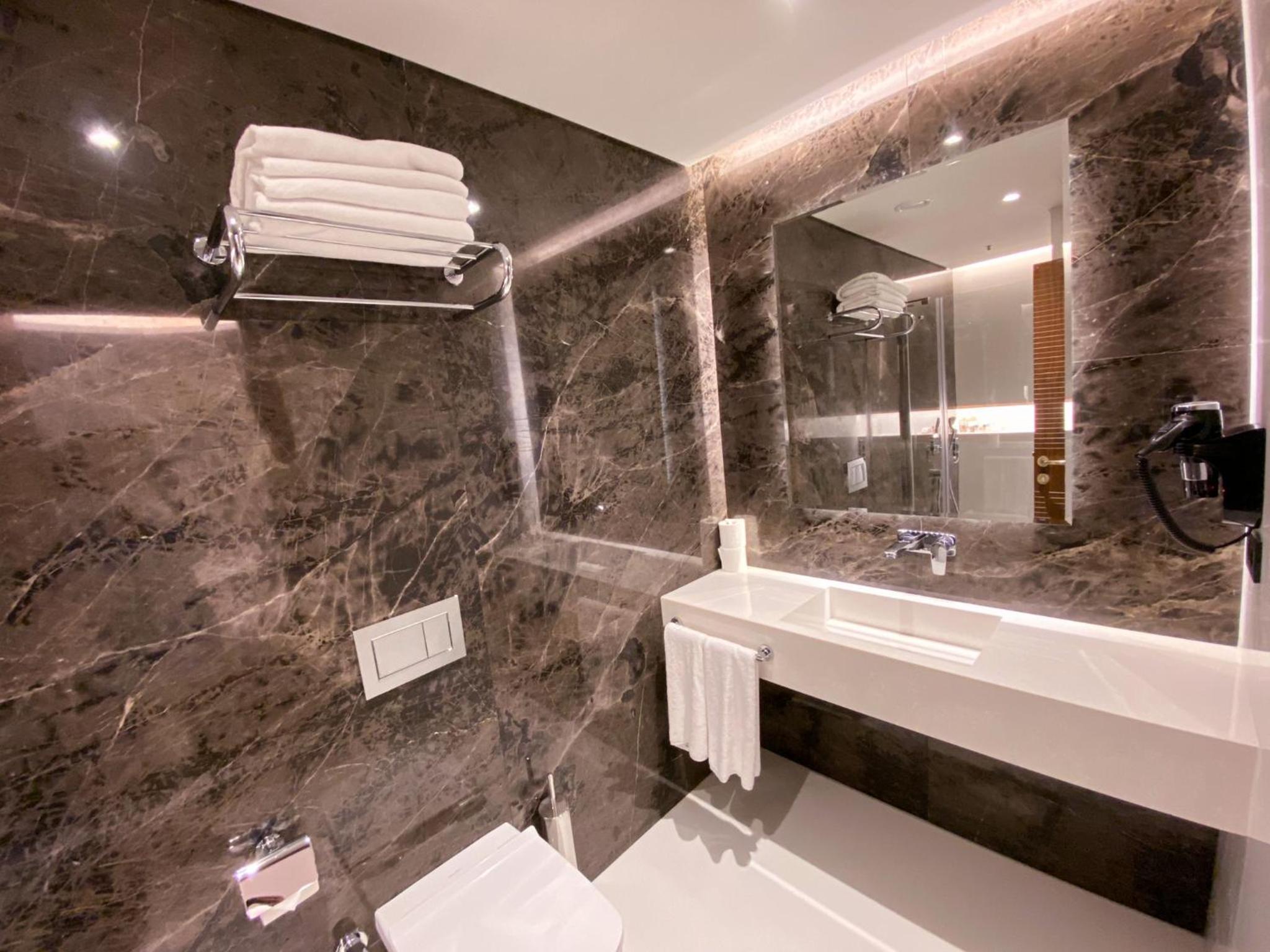 Henna Otel İstanbul - Image 40