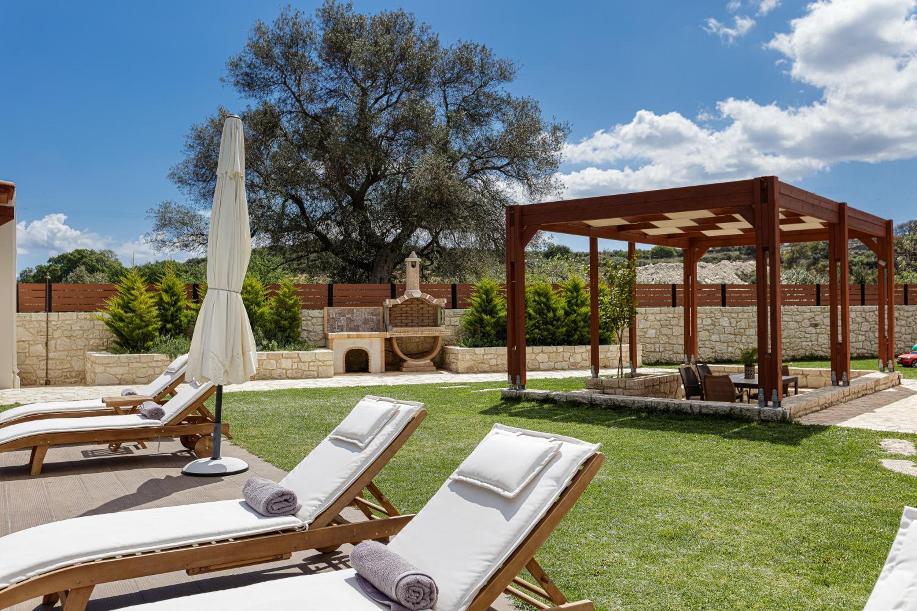 Villa Rossa view 4