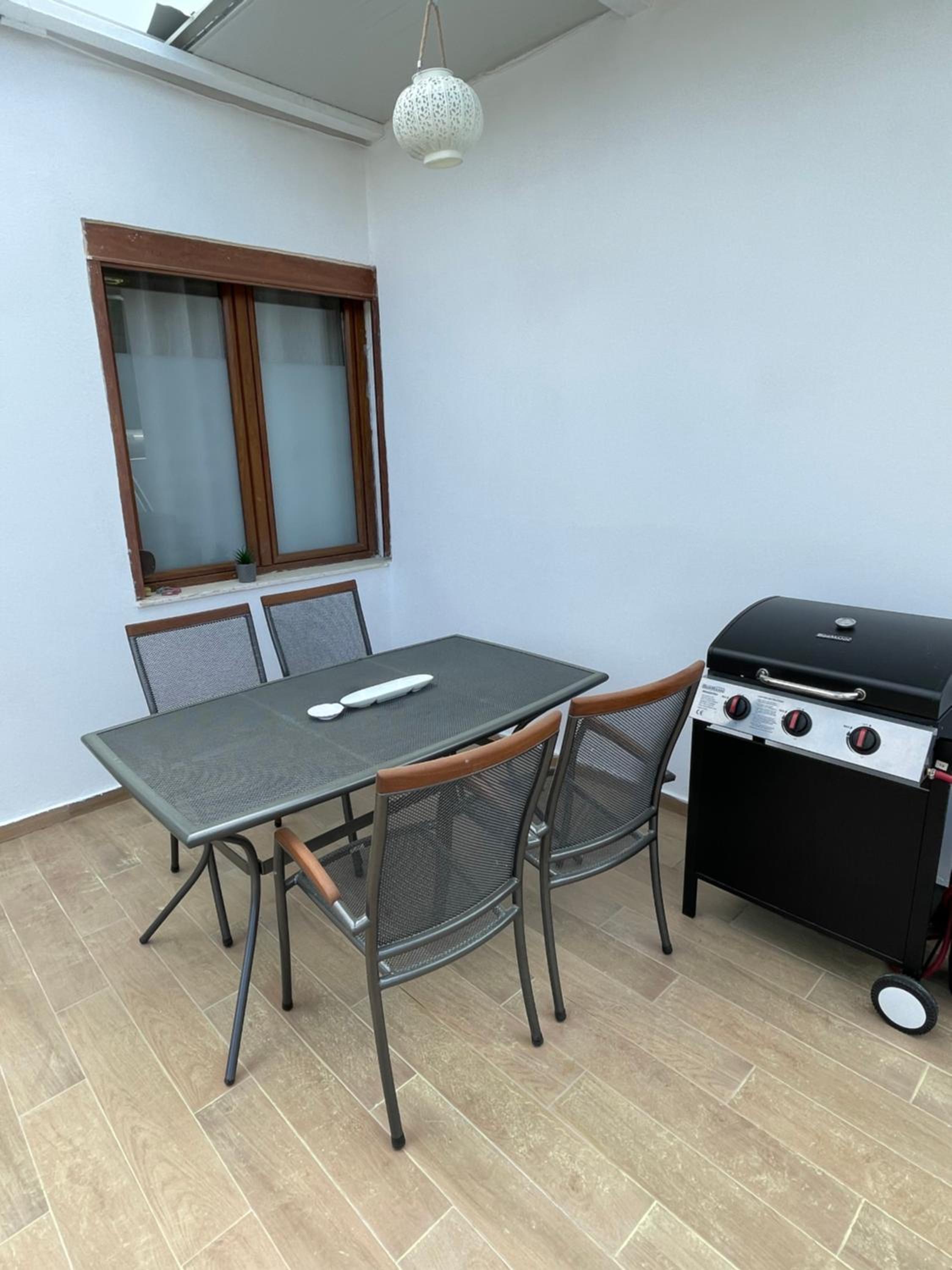 Gjiri Lalzit Apartment
