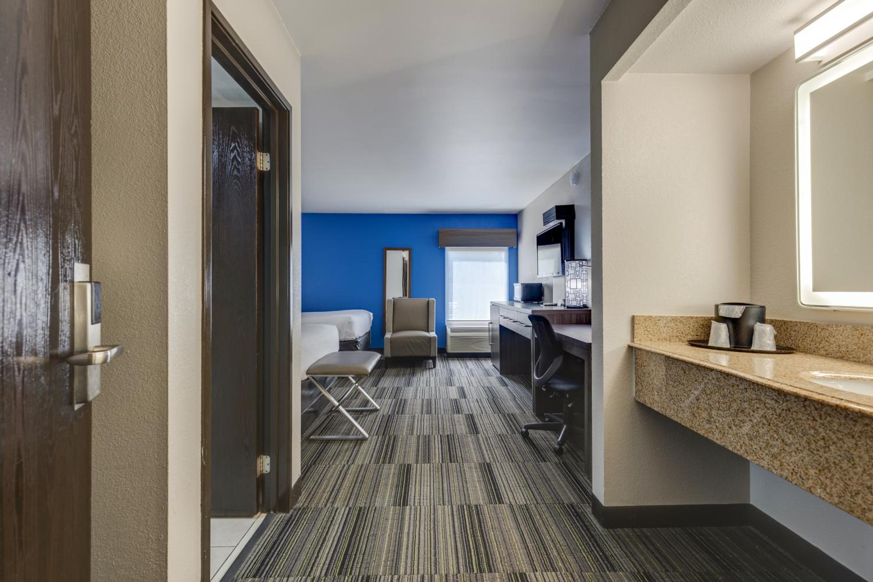 Alexis Inn and Suites Hotel - Property Image 26