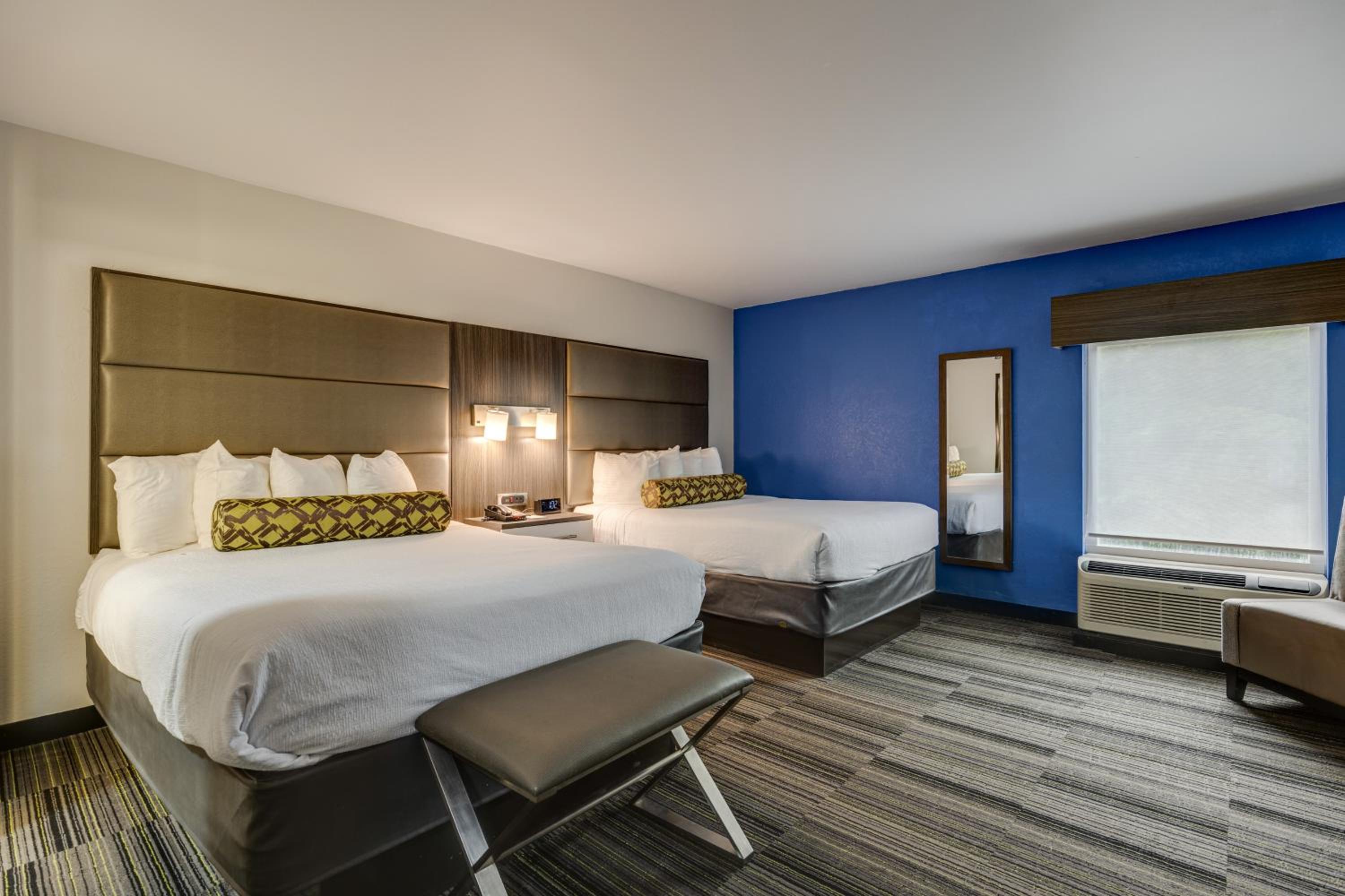 Alexis Inn and Suites Hotel - Property Image 35