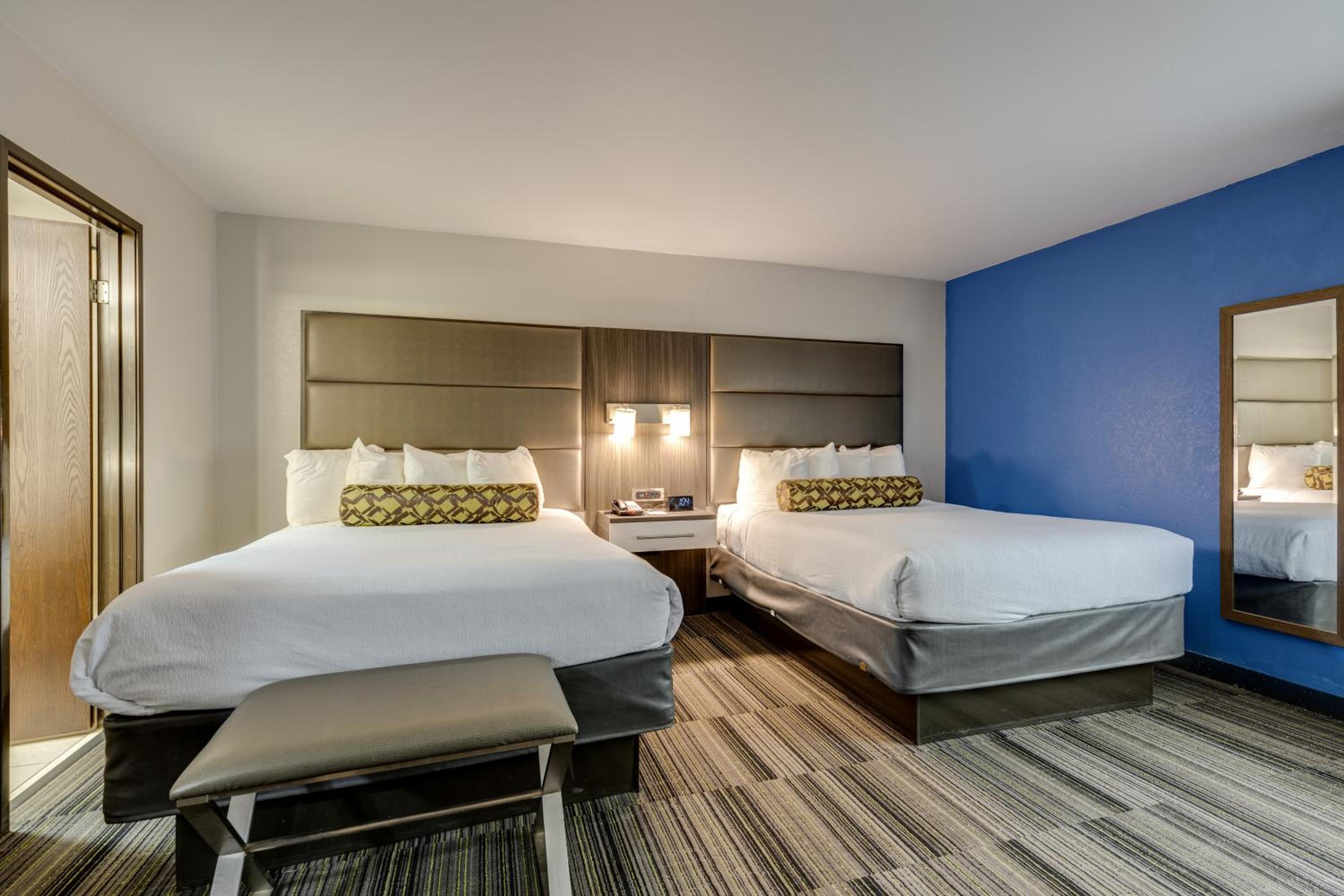 Alexis Inn and Suites Hotel - Property Image 53