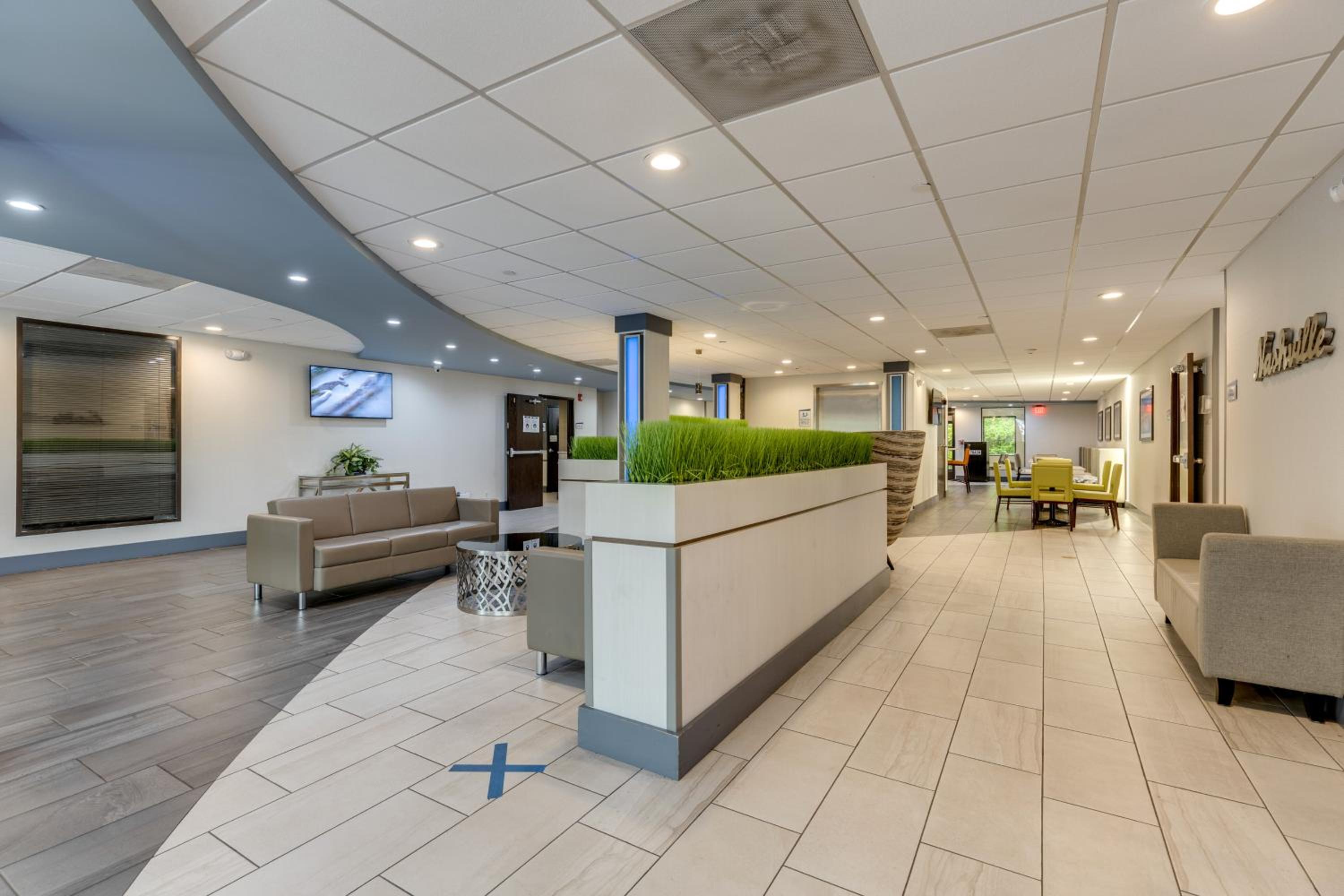Alexis Inn and Suites Hotel - Property Image 65