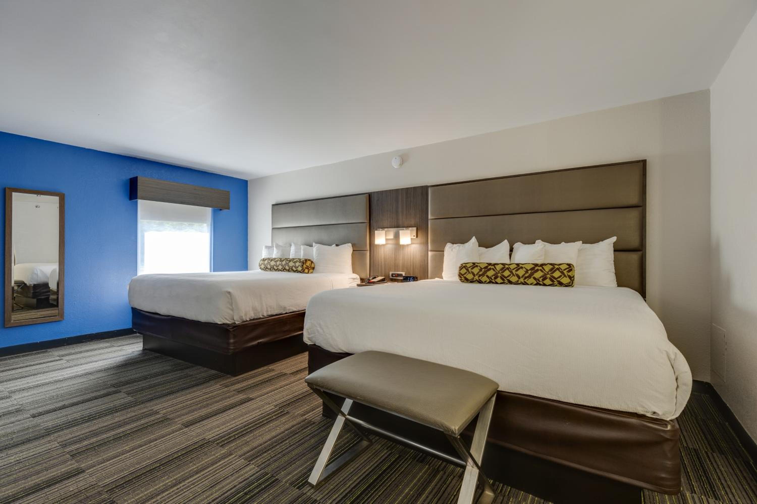 Alexis Inn and Suites Hotel - Property Image 22