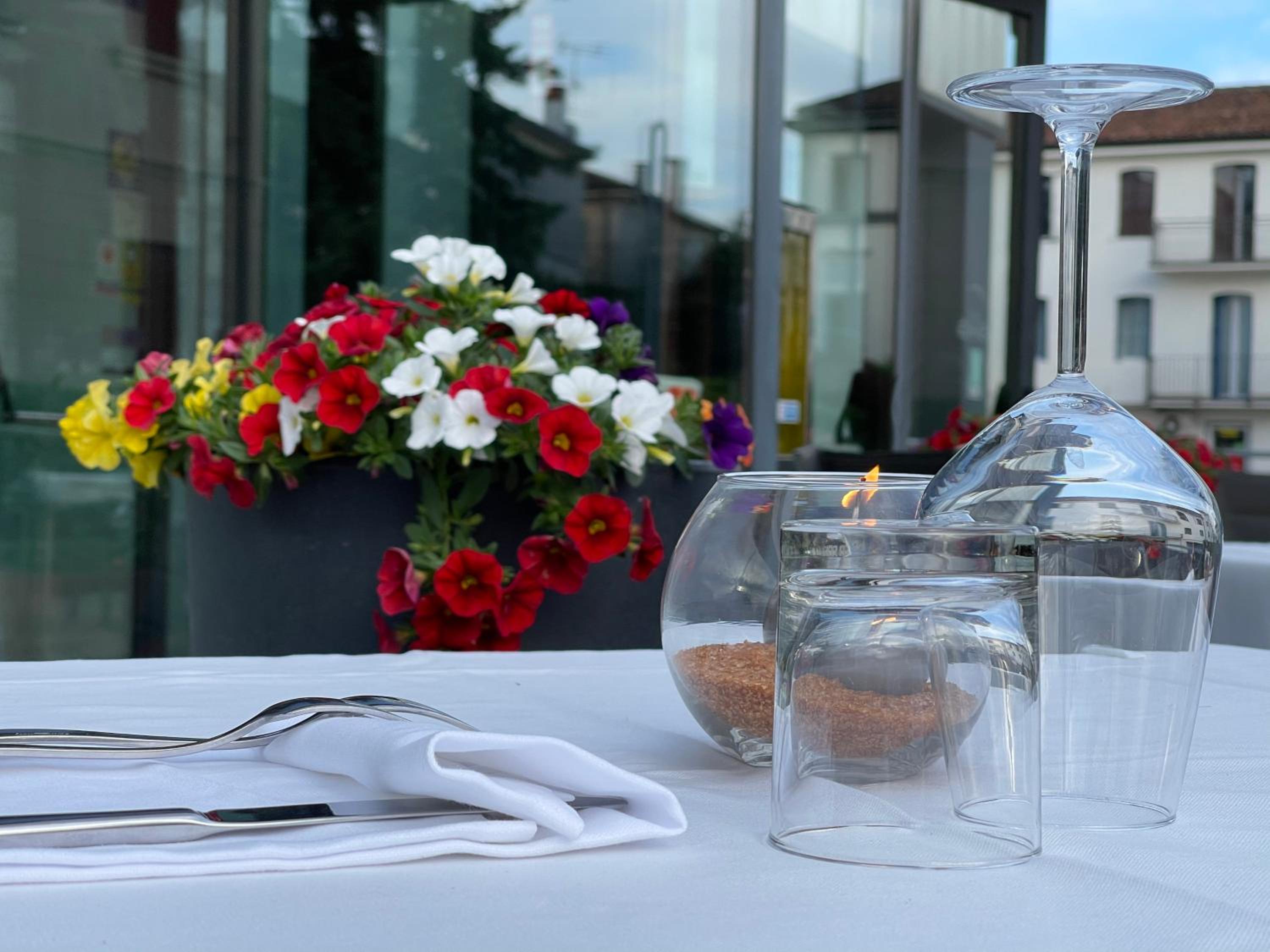Vicenza Vacations - SHG Hotel De La Ville - Property Image 1