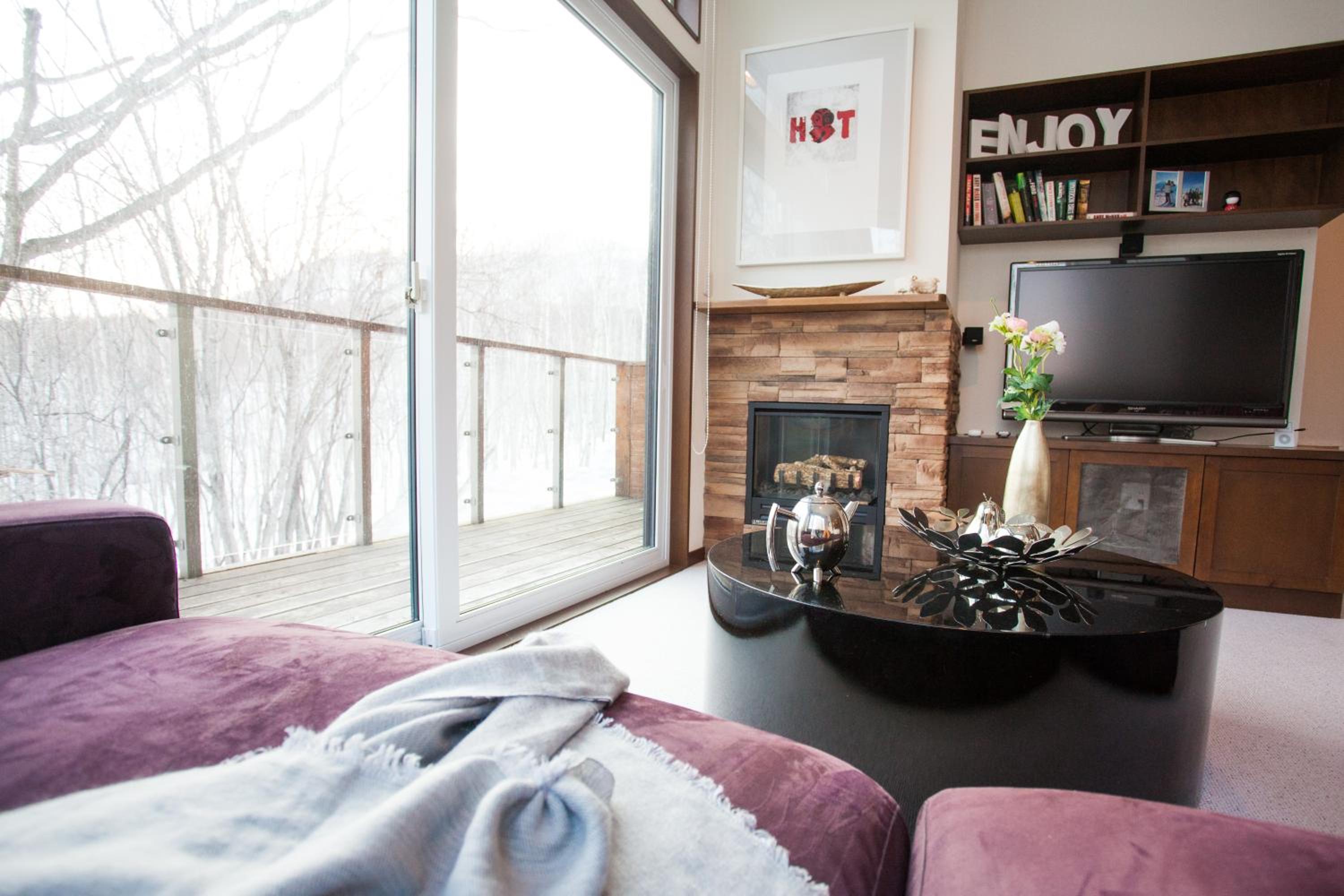 Toshokan Townhouse