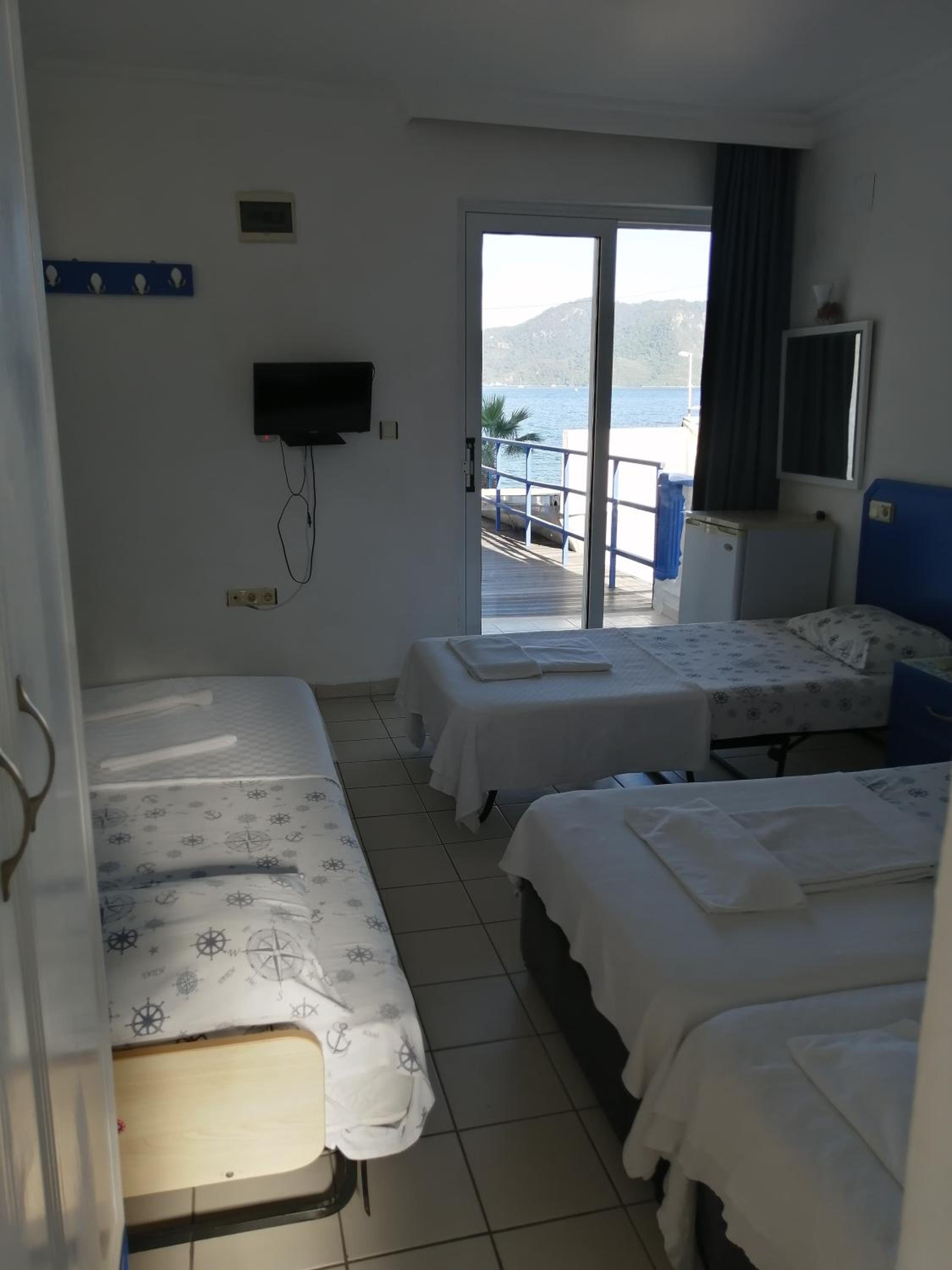 Uysal Motel Beach