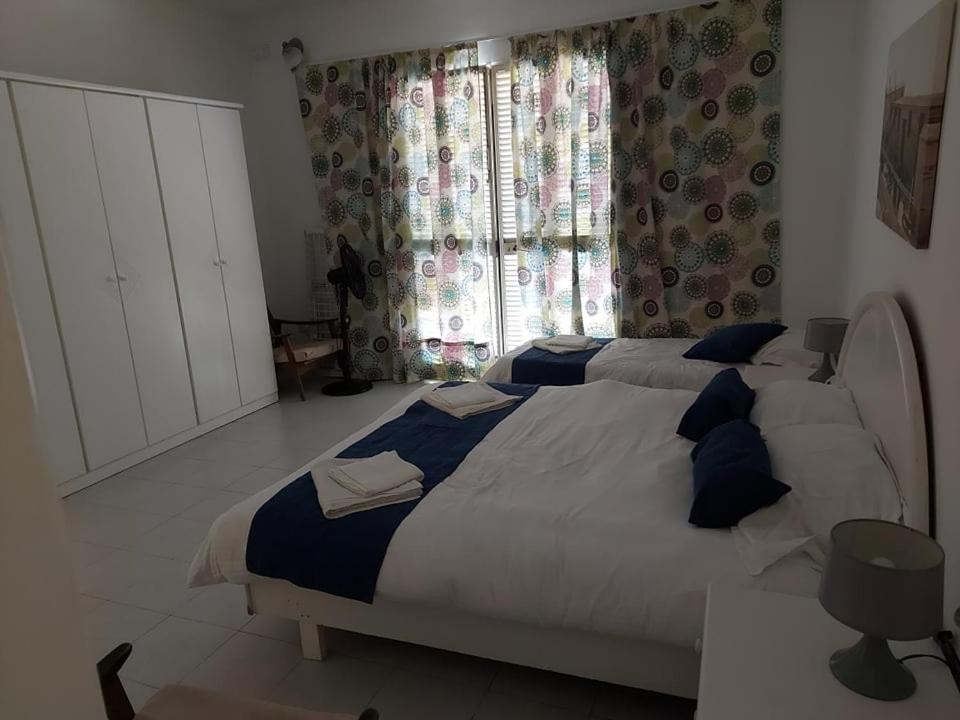 Spinola Bay Sea Front Apt 6 photo 4
