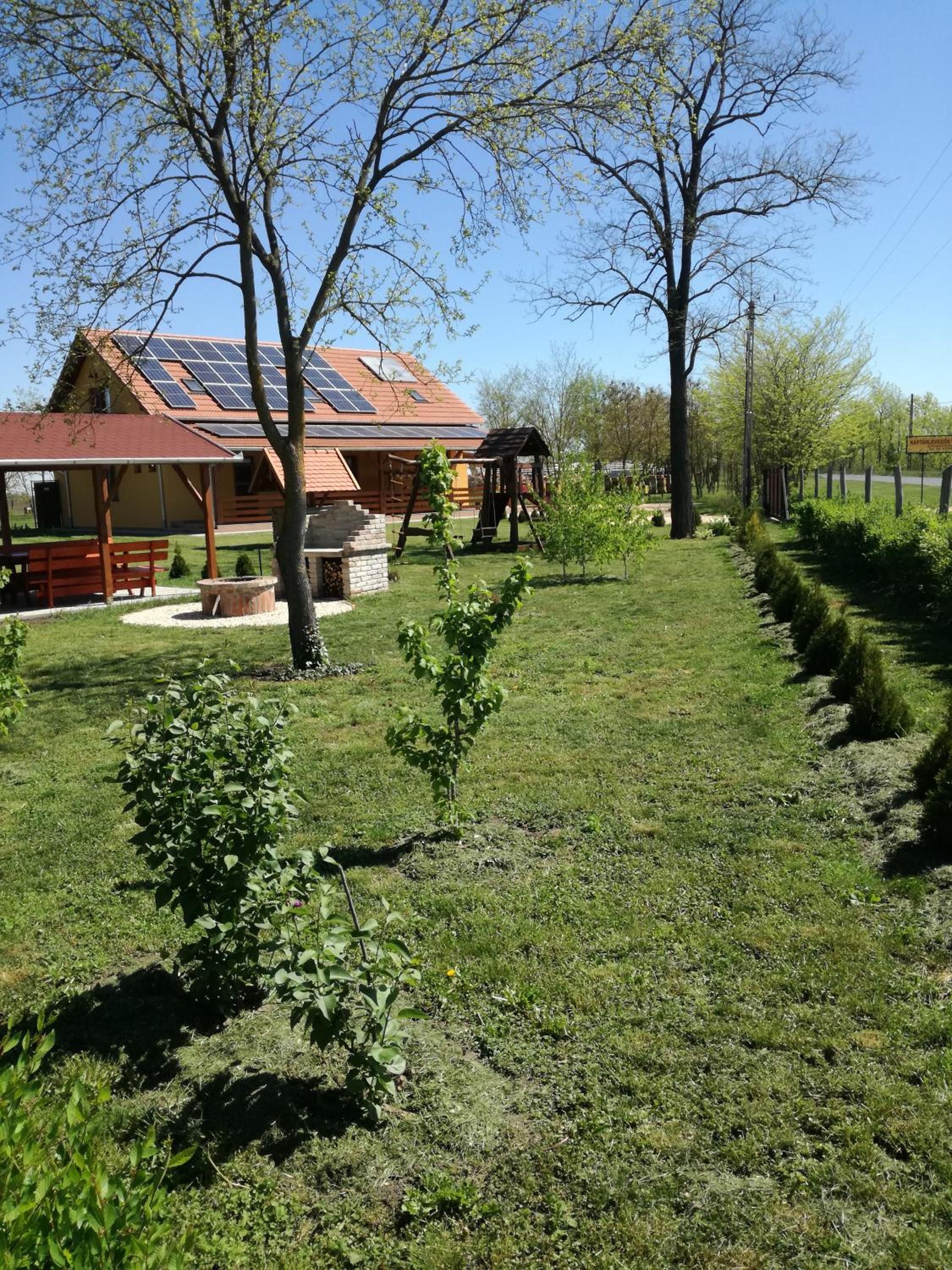 Photo 33