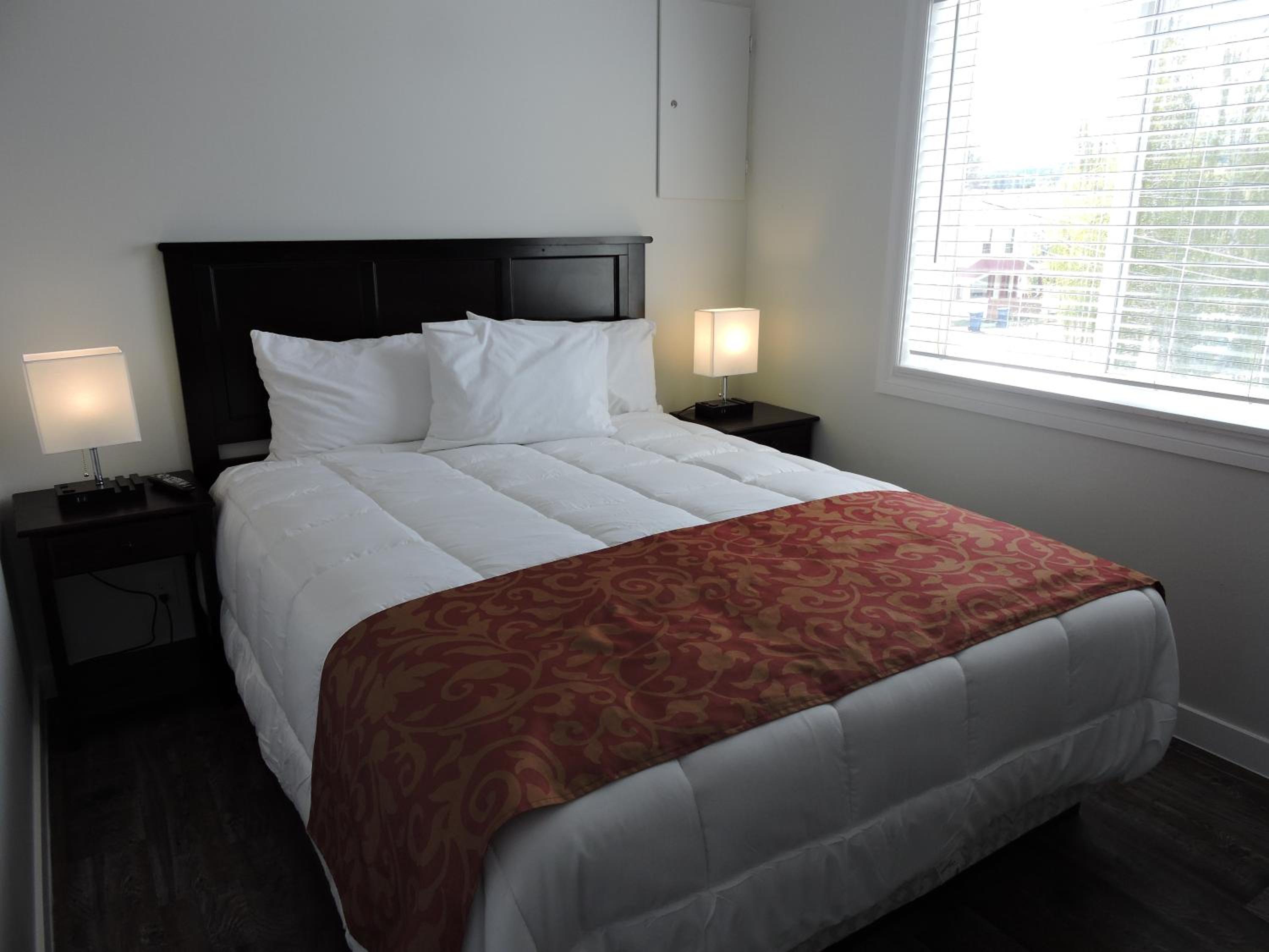 Almo Court Motel