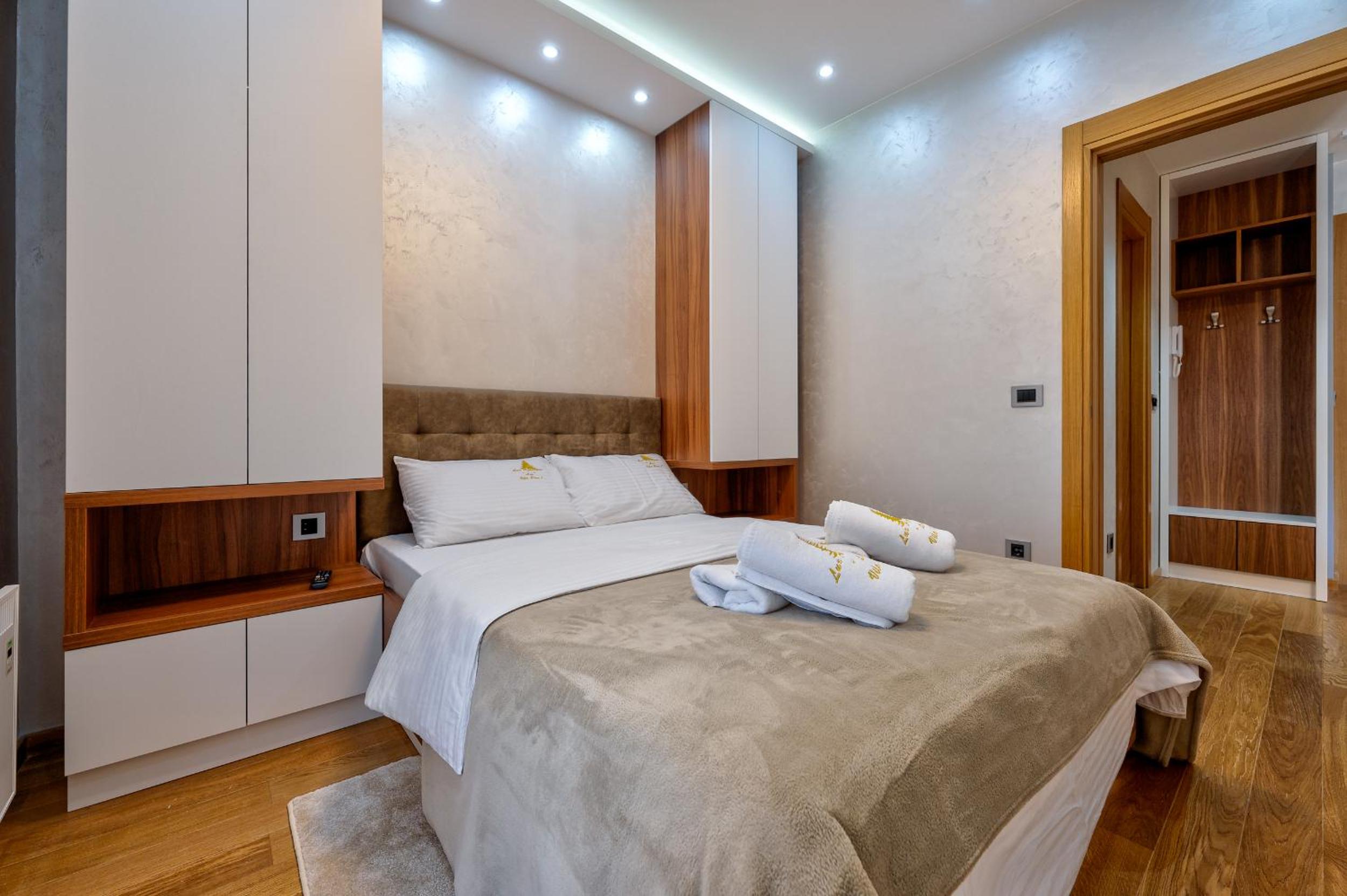 Lux Apartman Lea - Vila Esla 1 view 5