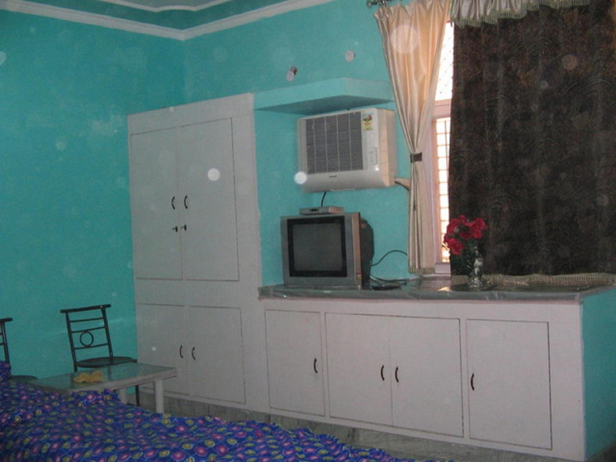 Photo 9