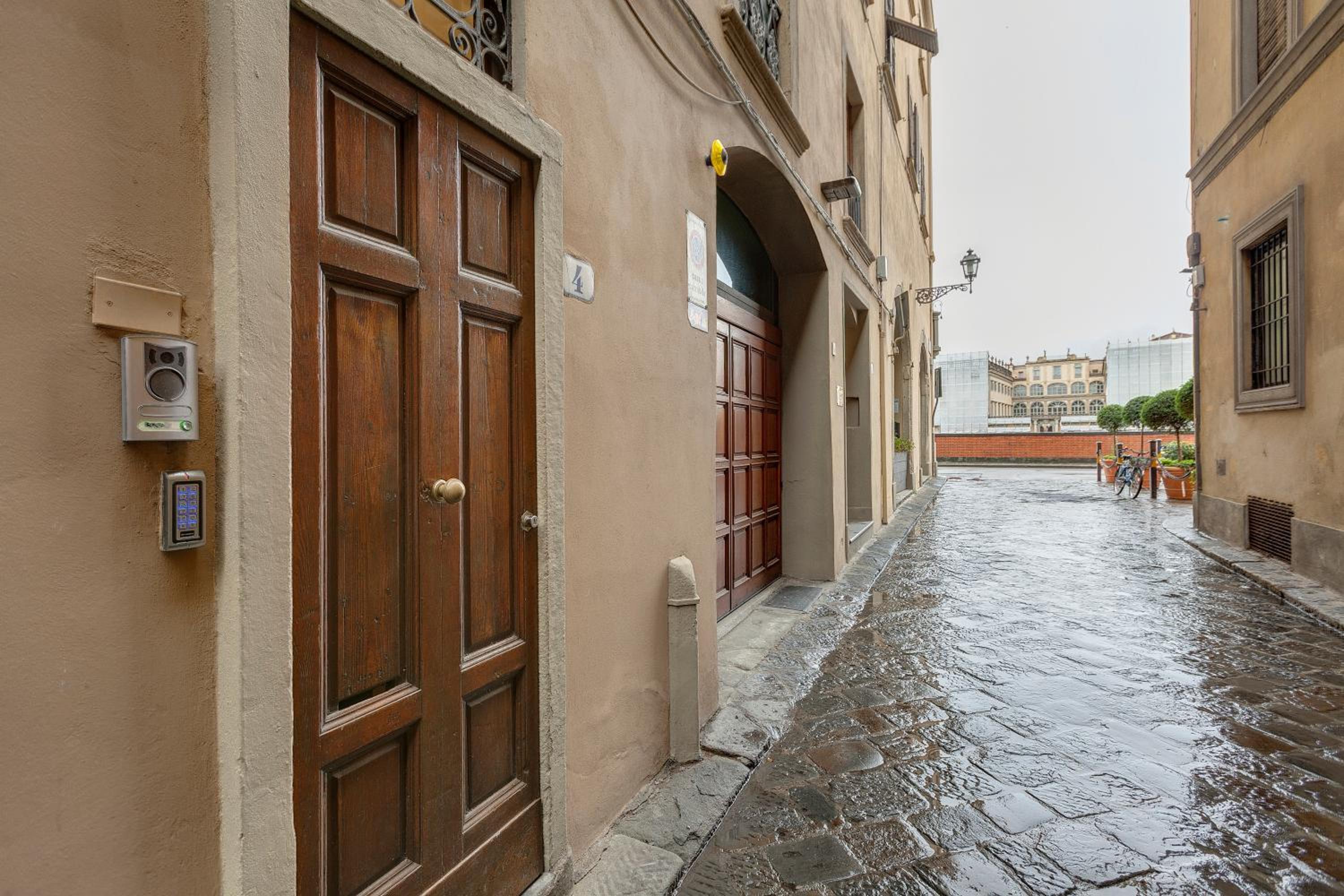 Geppi's Apartments