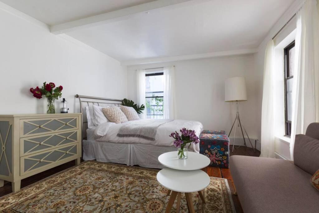 Cozy bright studio - Soho/Greenwich Village - 30+Days Only
