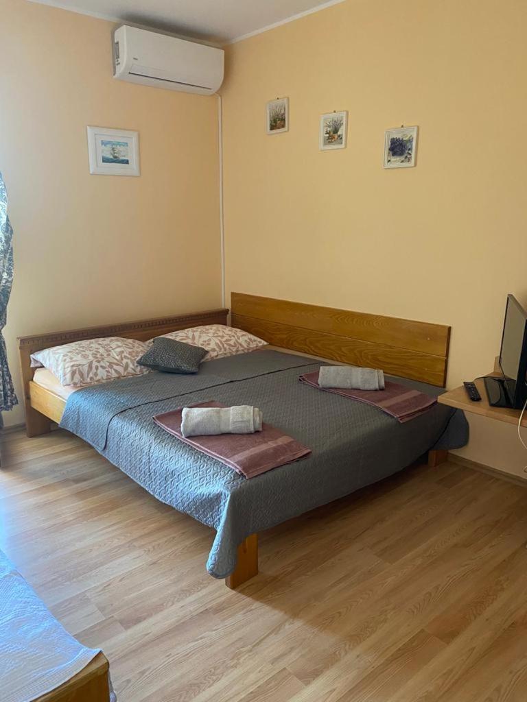 Apartmani Mirjana view 5