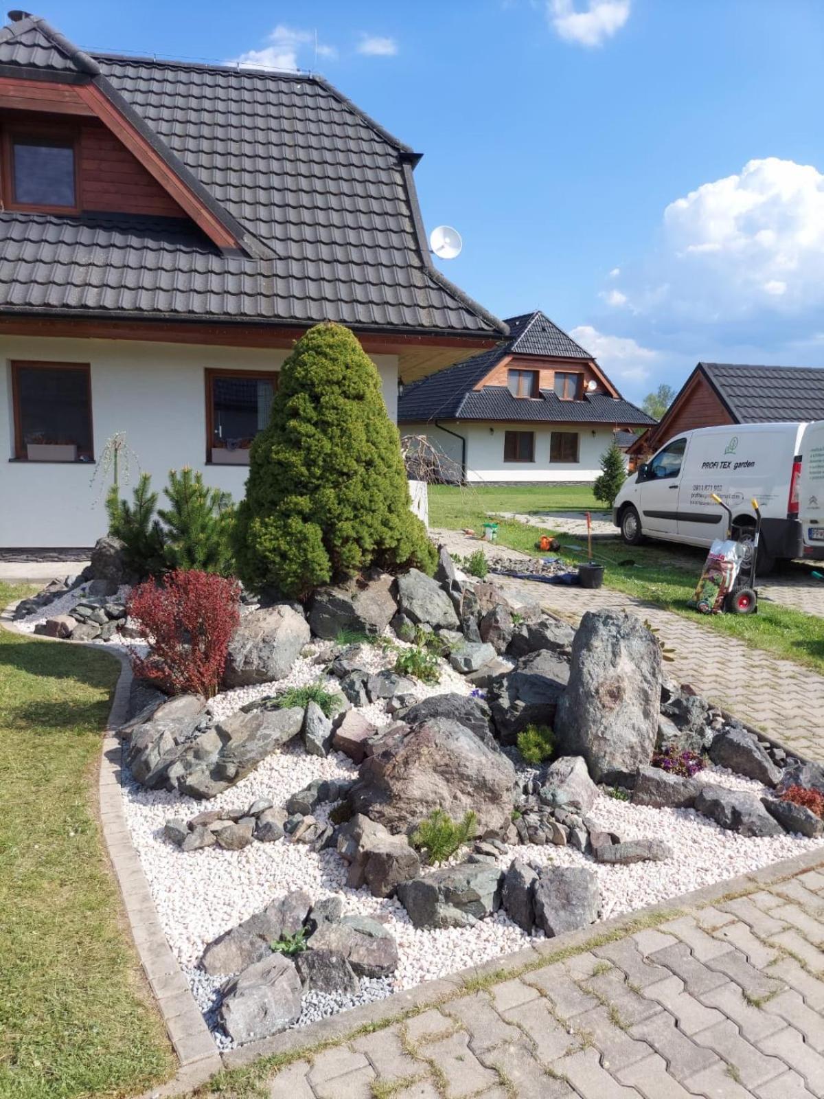 Villa Rocky View view 2