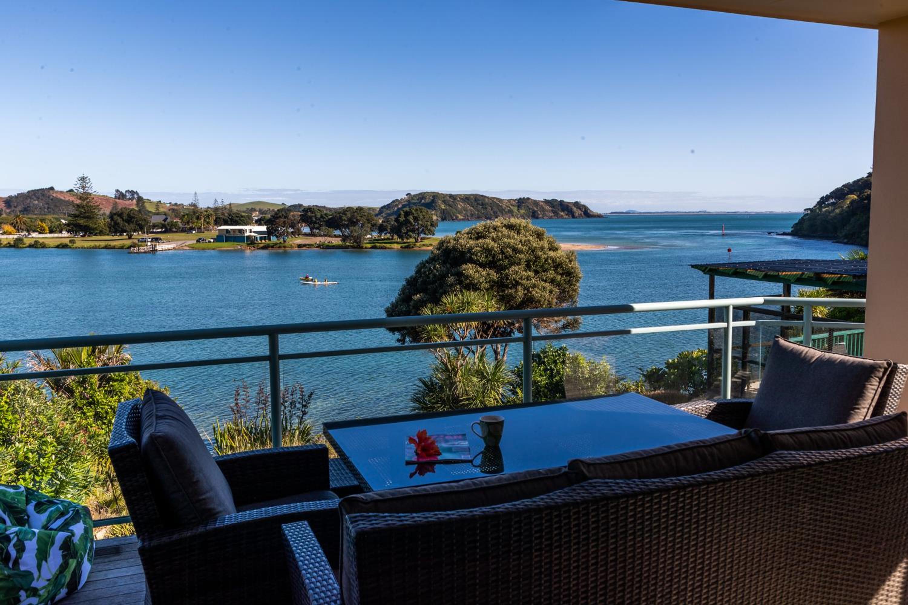 Soul Retreat - Cable Bay Holiday Home view 3