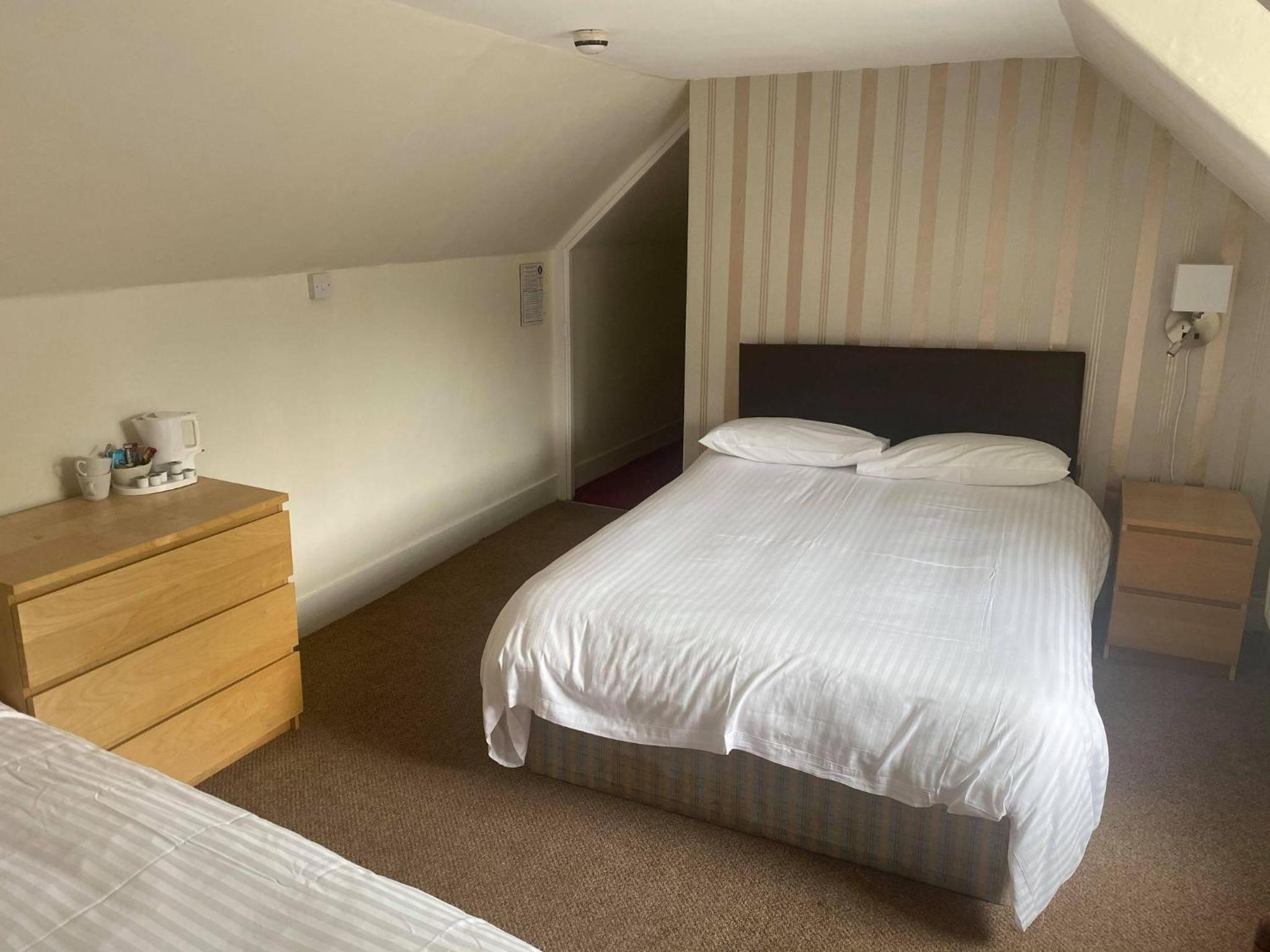 Holsworthy Vacations - The White Hart Hotel - Property Image 1