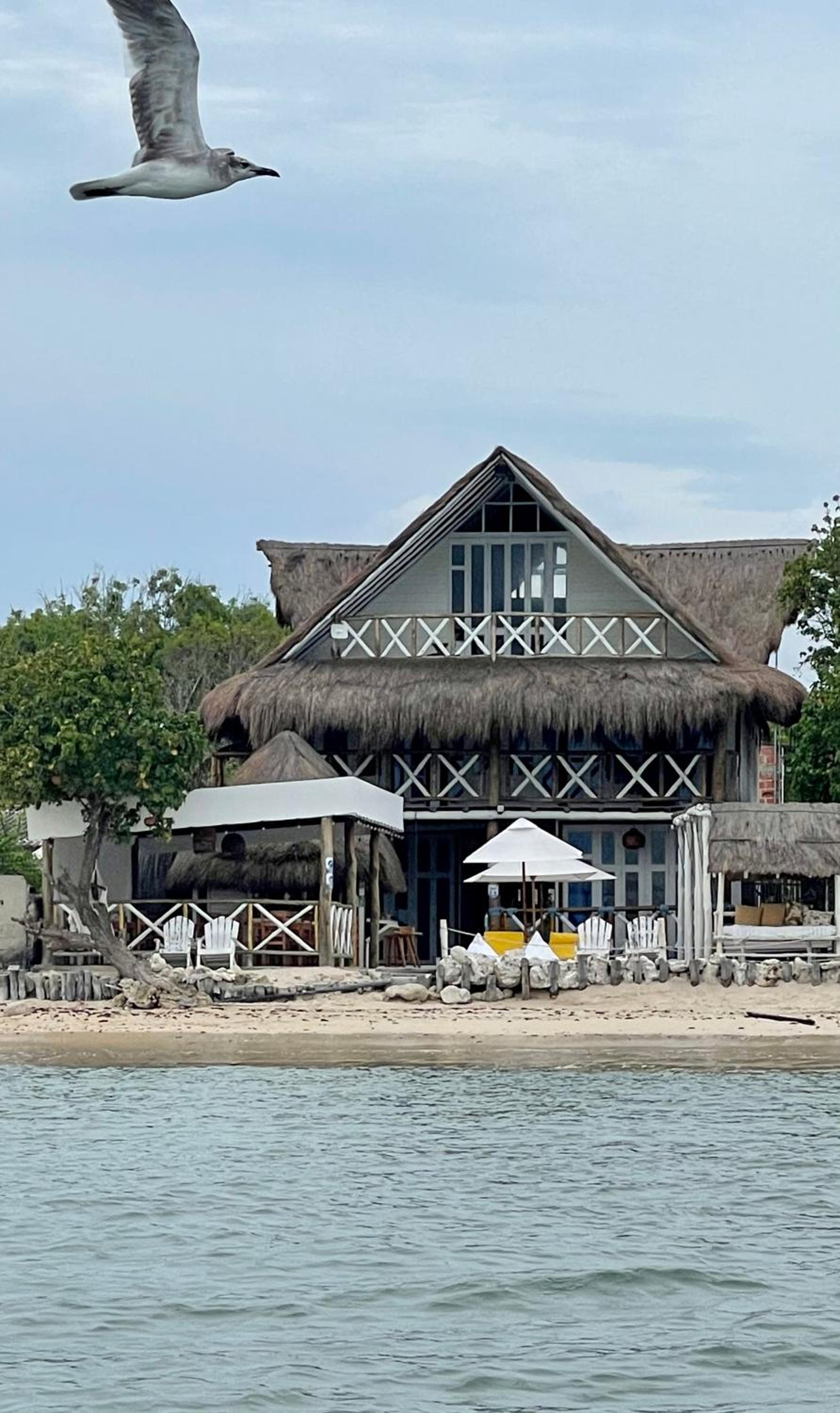 Mira Mira Beach