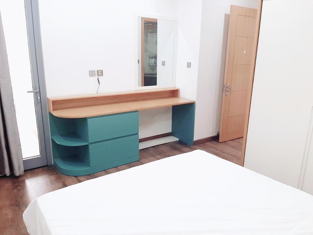 BOM HOMES- VINHOMES TIMES CITY- 2BR-LUXURY APt