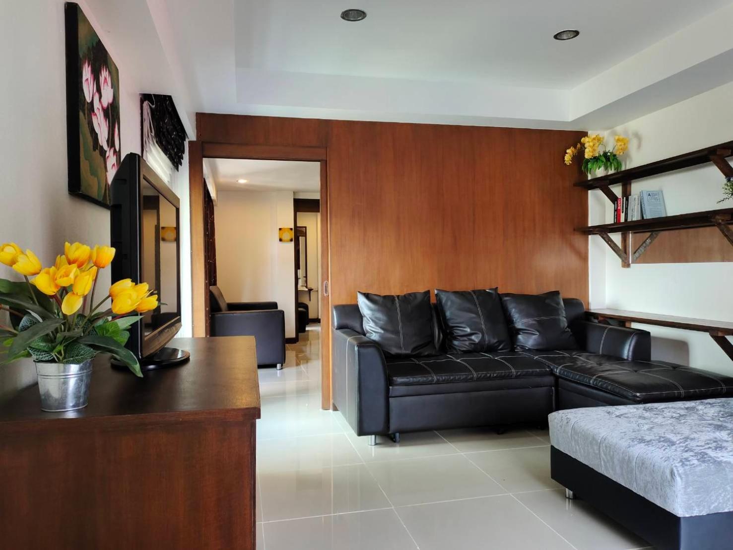 Ban Kong Rao Guesthouse - Quiet Santitham Oasis - Charming Garden & Mountain Views