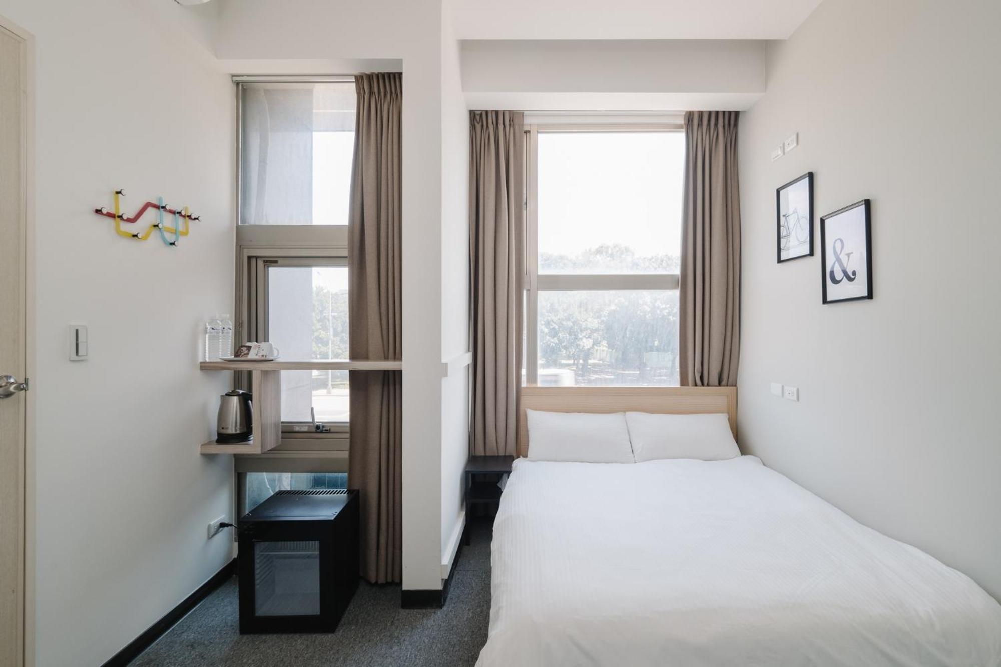 CJ Hotel