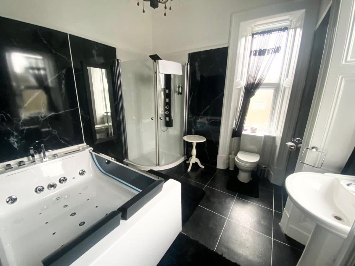 Ashmount Country House