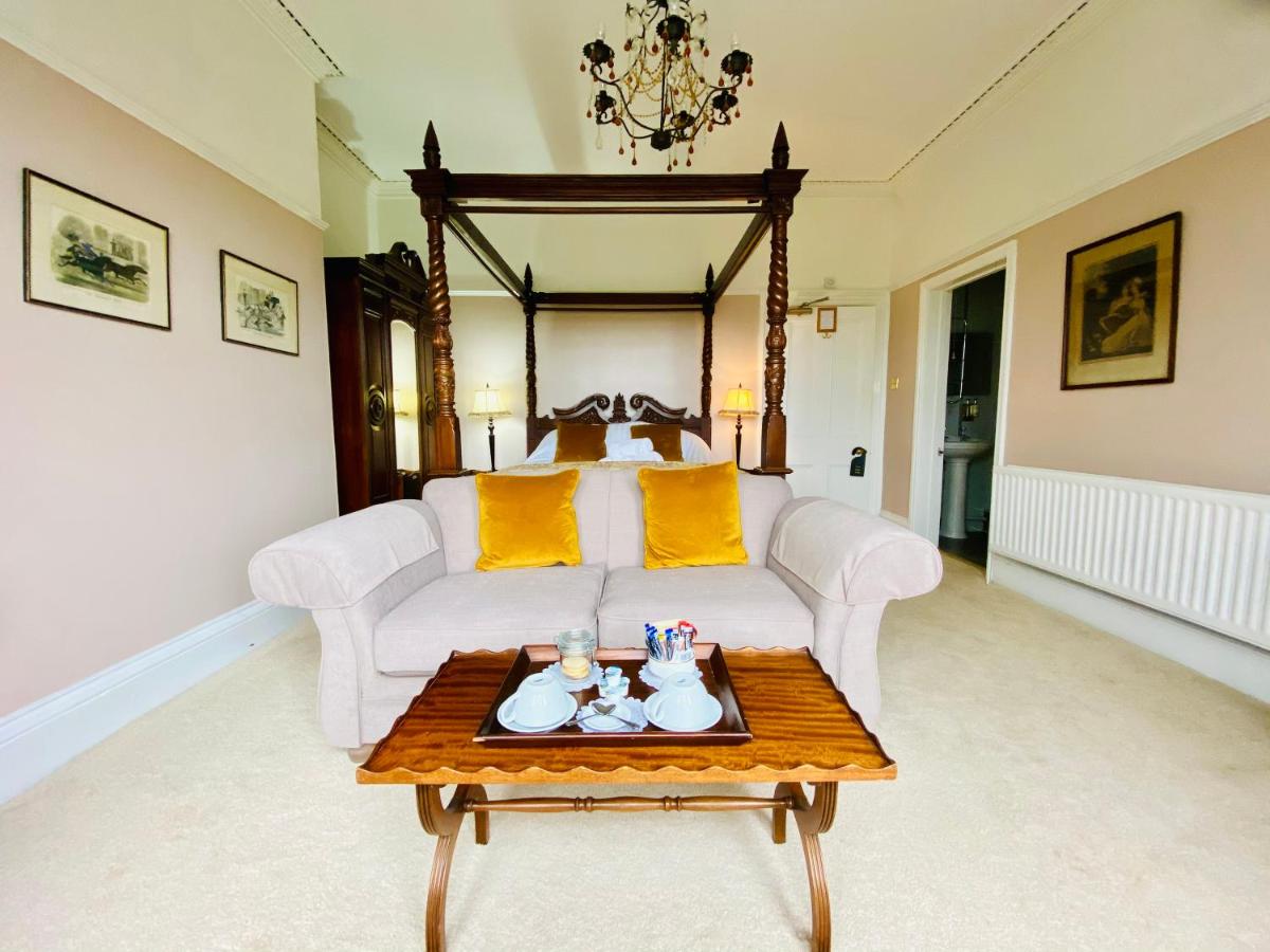 Ashmount Country House