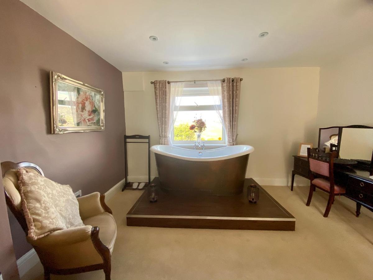 Ashmount Country House