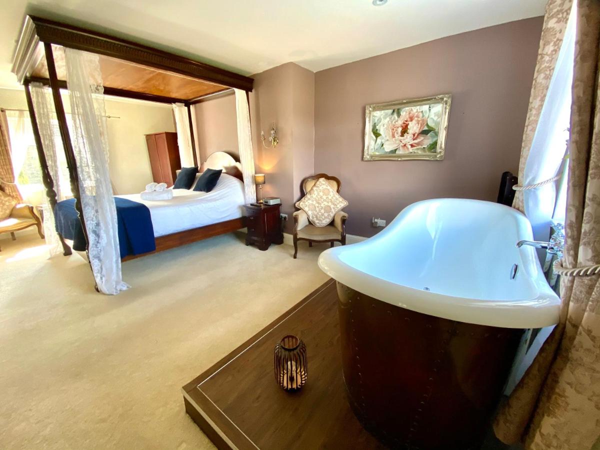 Ashmount Country House