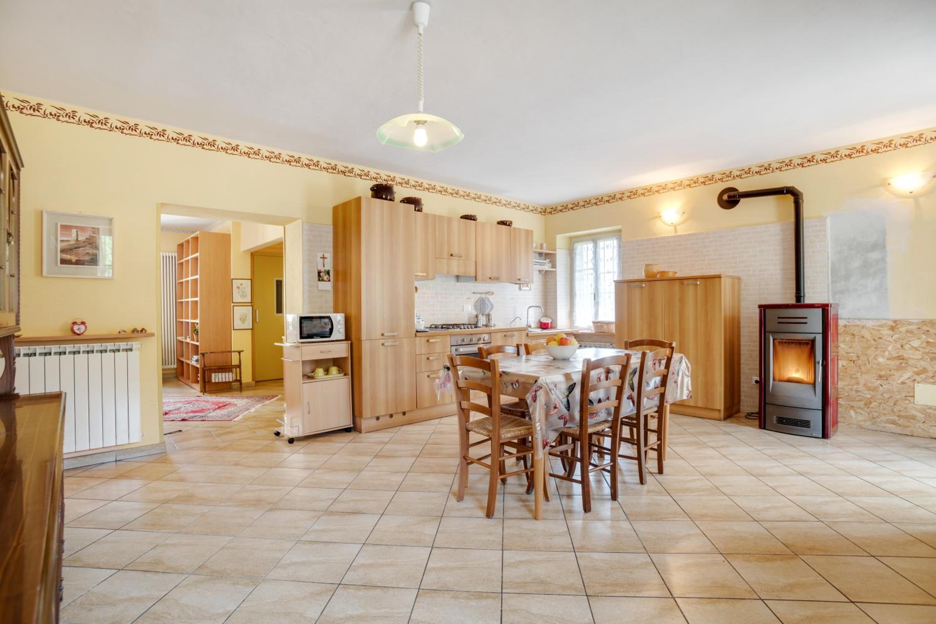 Villa Ciraldo in Monferrato with garden view 2