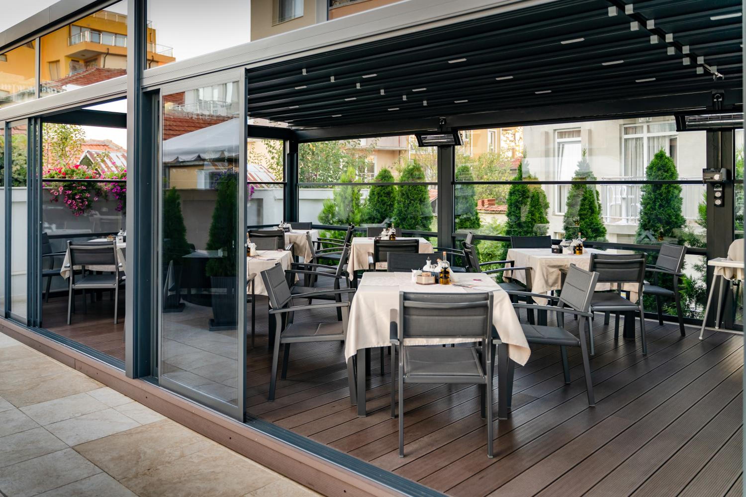 restaurant