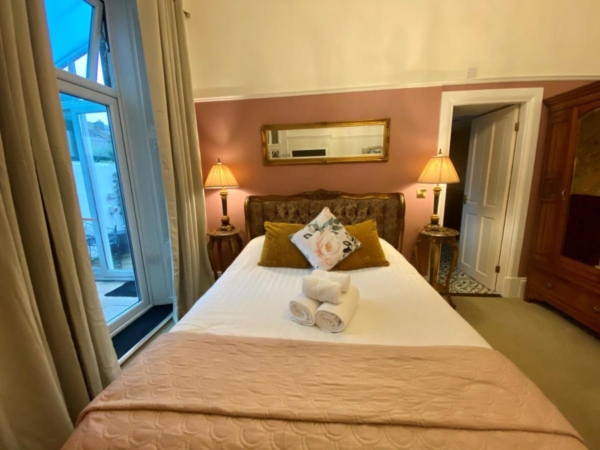 Ashmount Country House
