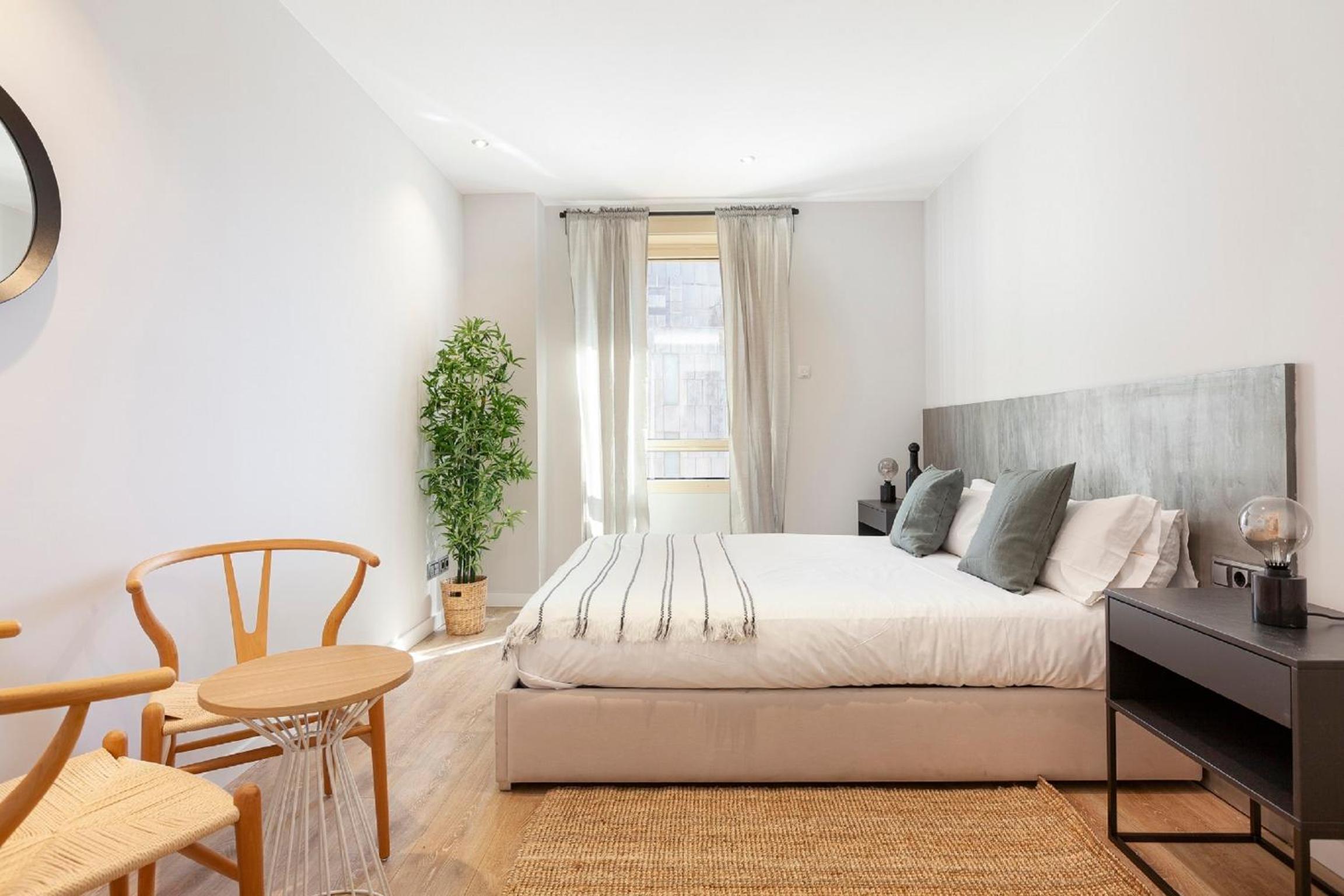 You Stylish City Center Apartments