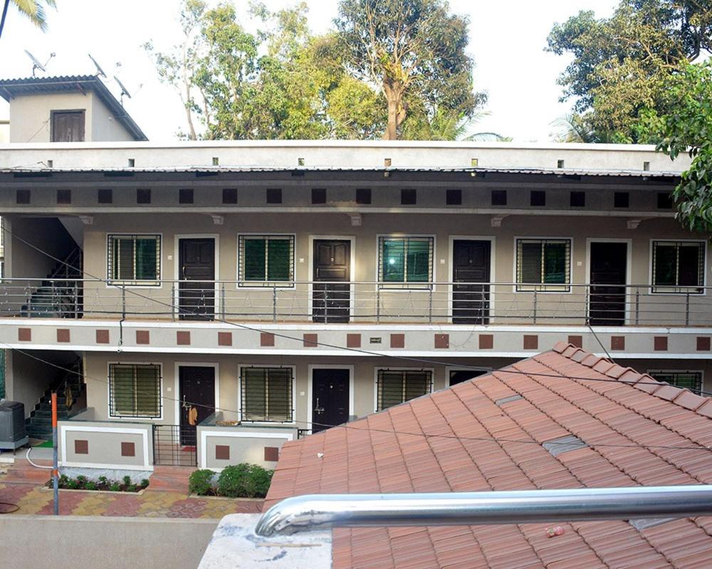 Patel Cottage Beach road Alibag view 5
