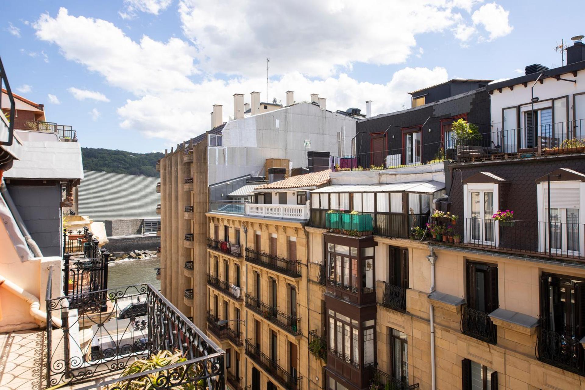 Beautiful apartment with terrace - Prime location! view 4