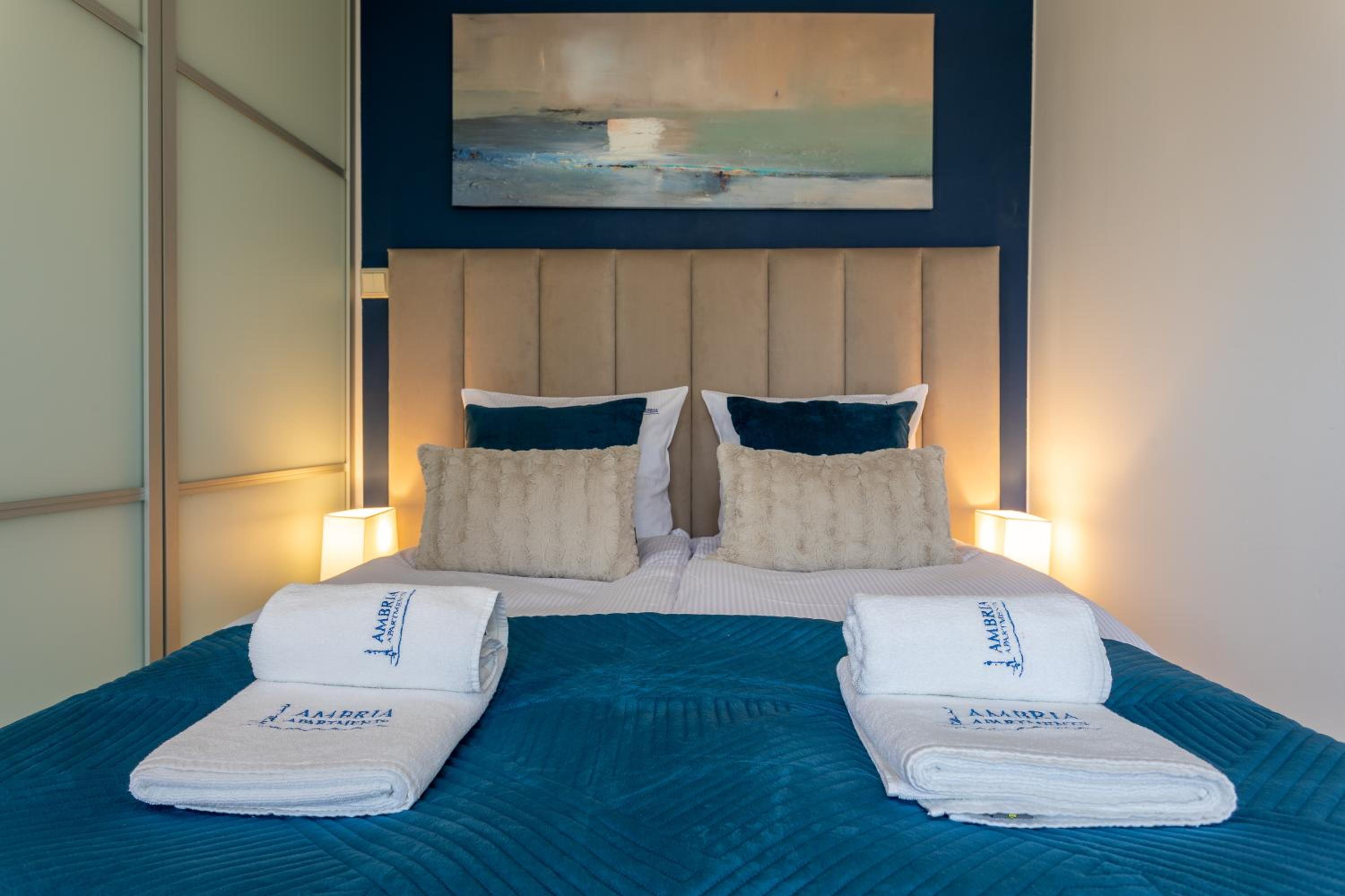Ambria Apartments Promenada view 5