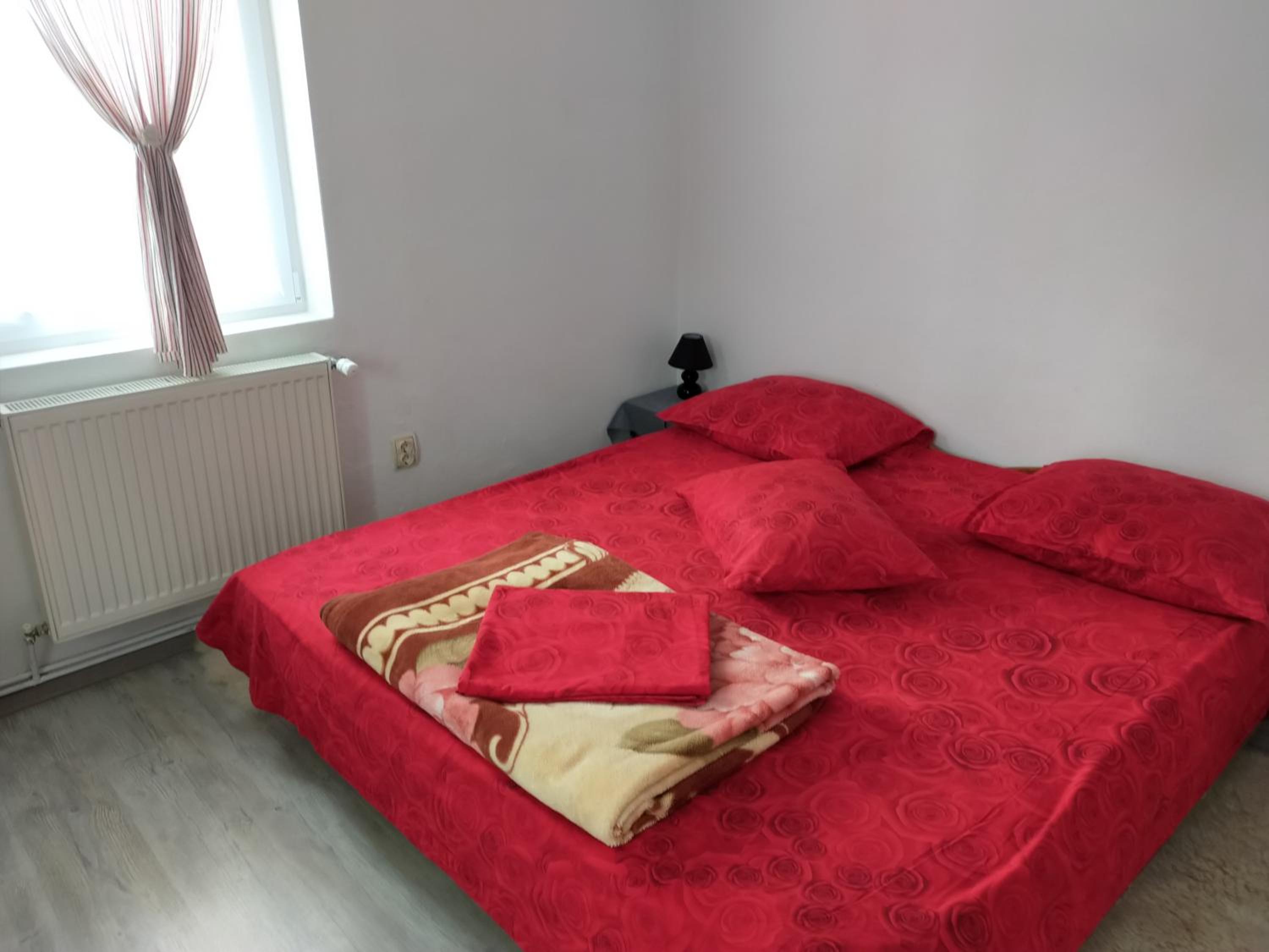 CABANA ZIMBROAIA 8 camere -Muntii Bârgăului, Transilvania view 2
