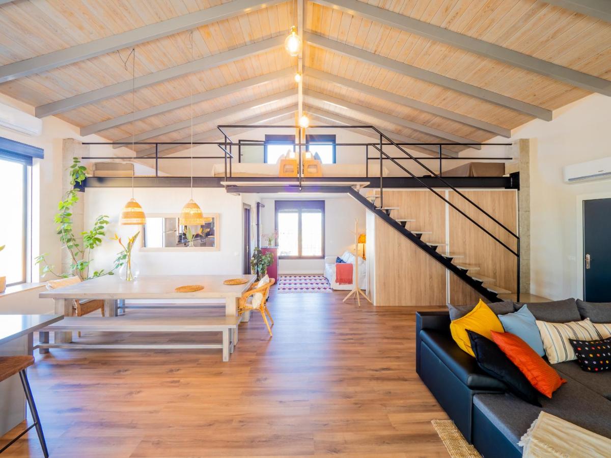 Cubo's Villa Rural Loft Opera view 3
