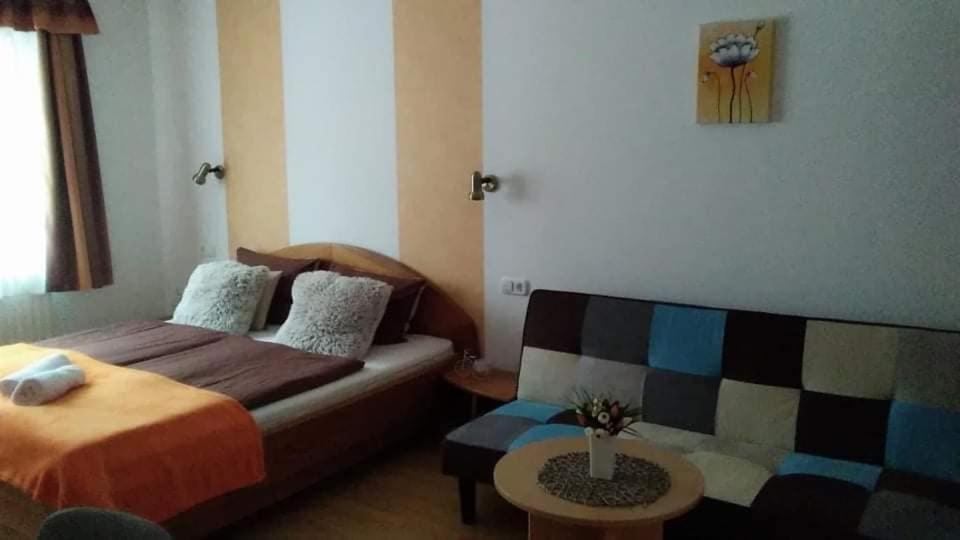 Photo 51