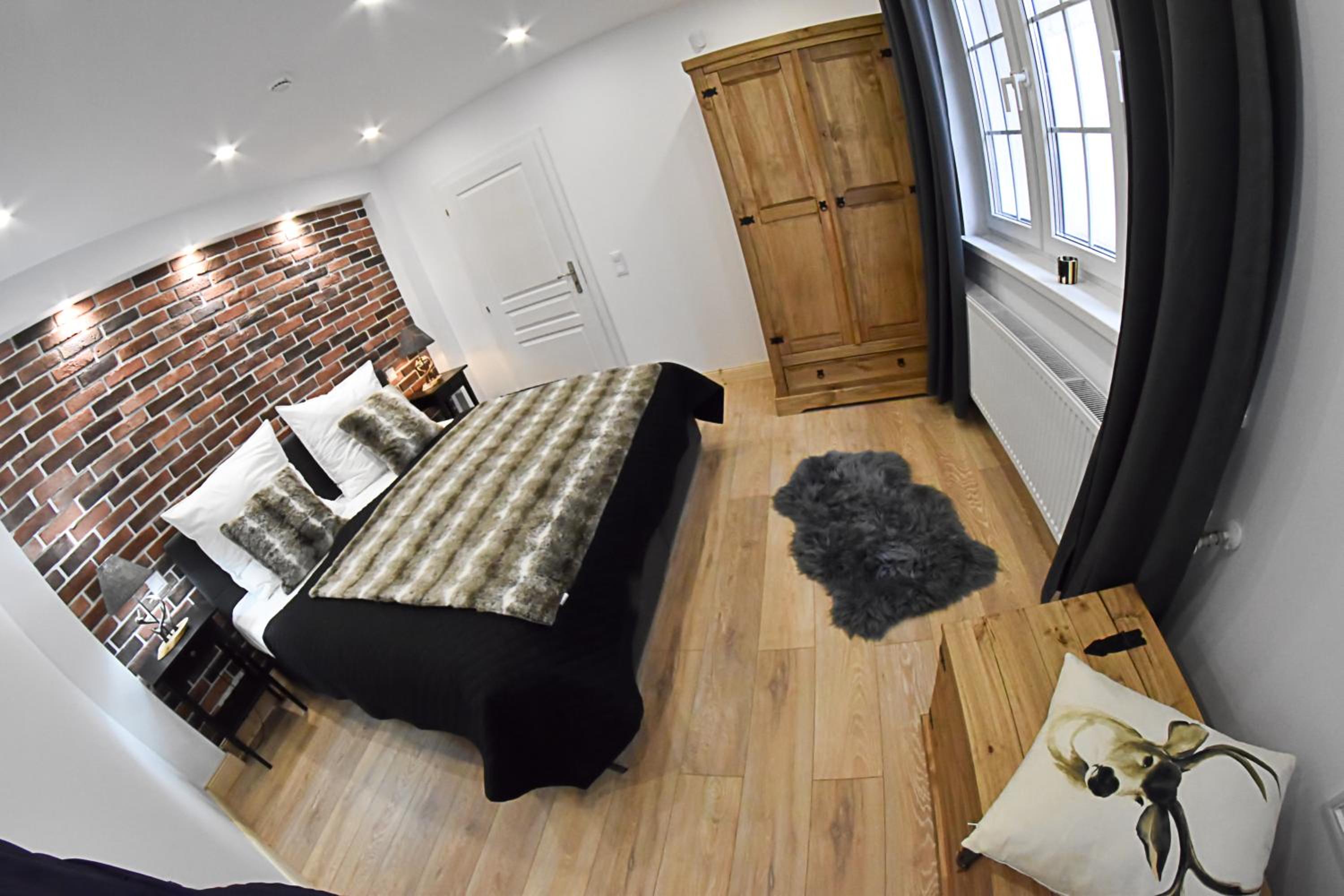 GUESTHOUSE MARIA / КЪЩА ЗА ГОСТИ МАРИЯ / GÄSTEHAUS MARIA