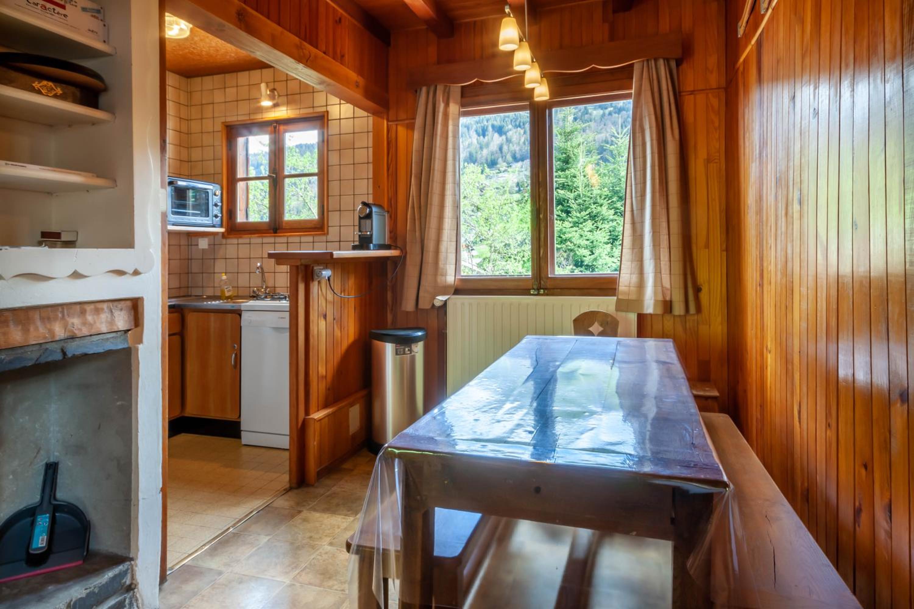 Chalet Fauvette view 3